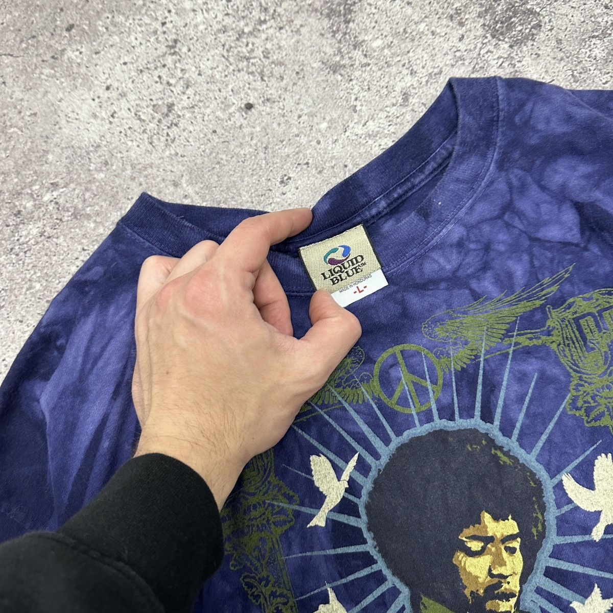 Liquid Blue Vintage 90s Jimi Hendrix Experienced Liquid blue tee y2k og Size US L / EU 52-54 / 3 - 5 Thumbnail