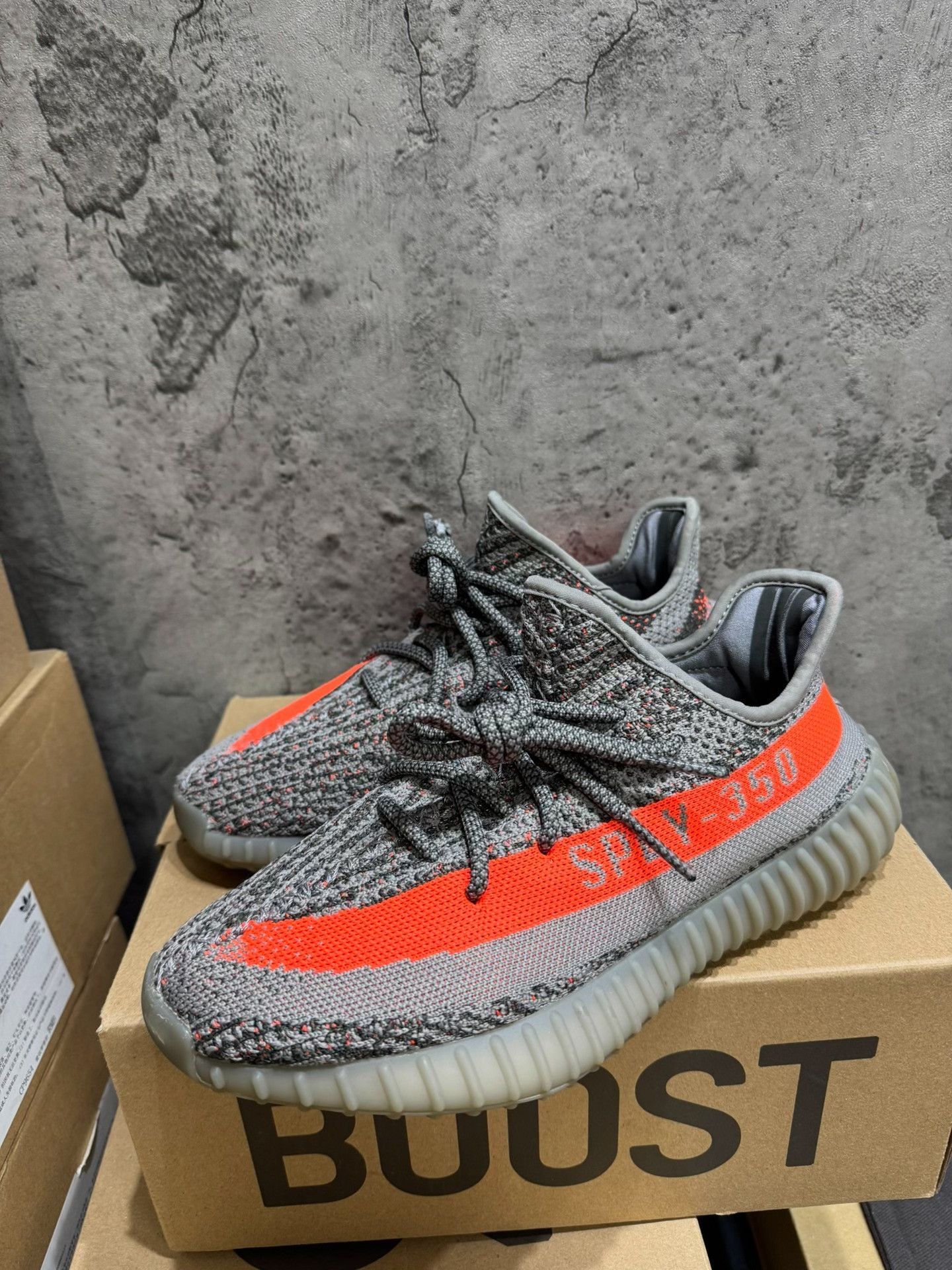 Adidas Adidas YEEZY350 Gray Lowtop Sneakers 40 Men Size US 7.5 / EU 40-41 - 1 Thumbnail