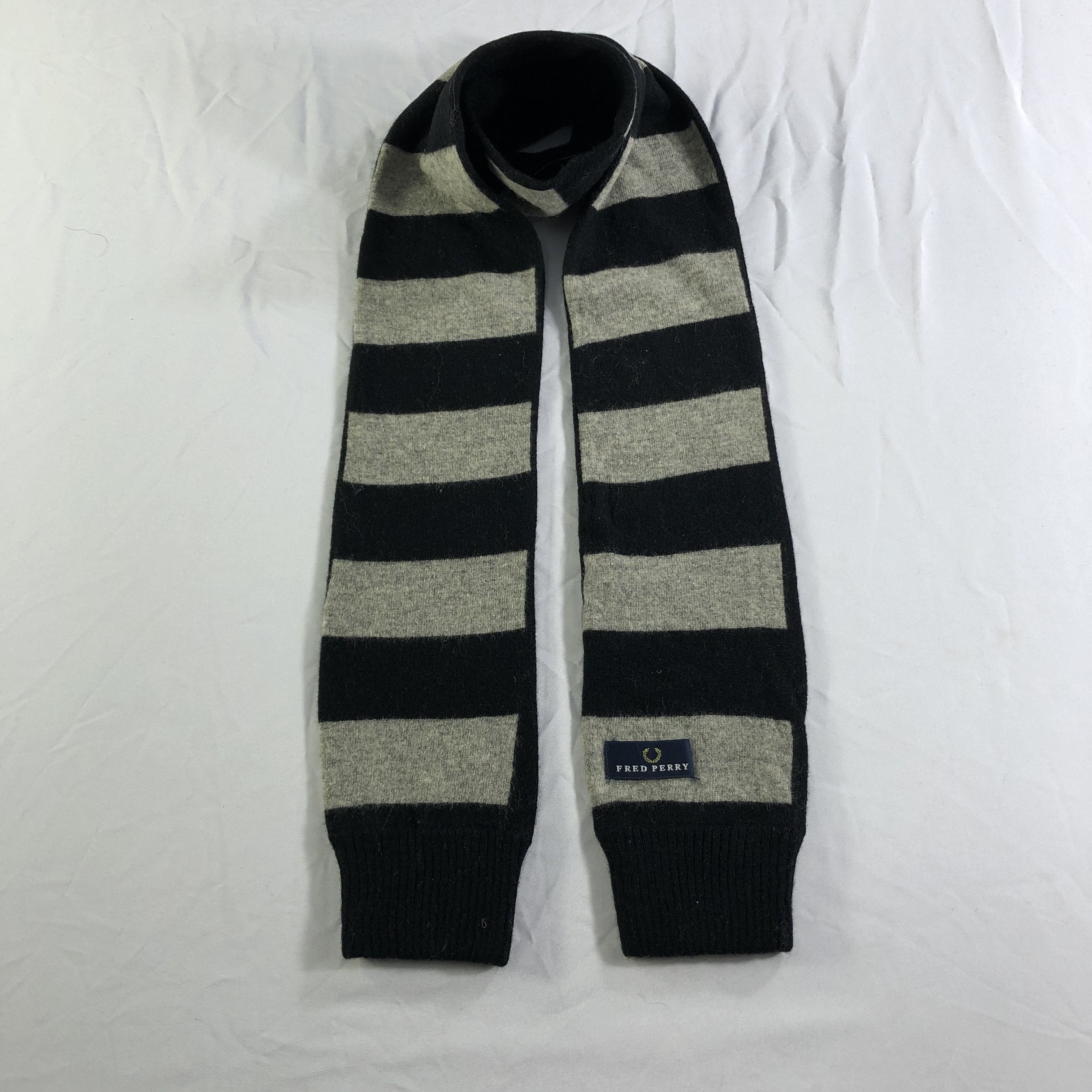 Fred Perry Fred Perry Striped Wool Scarf Muffler Neckwear V2204 Size ONE SIZE - 1 Thumbnail