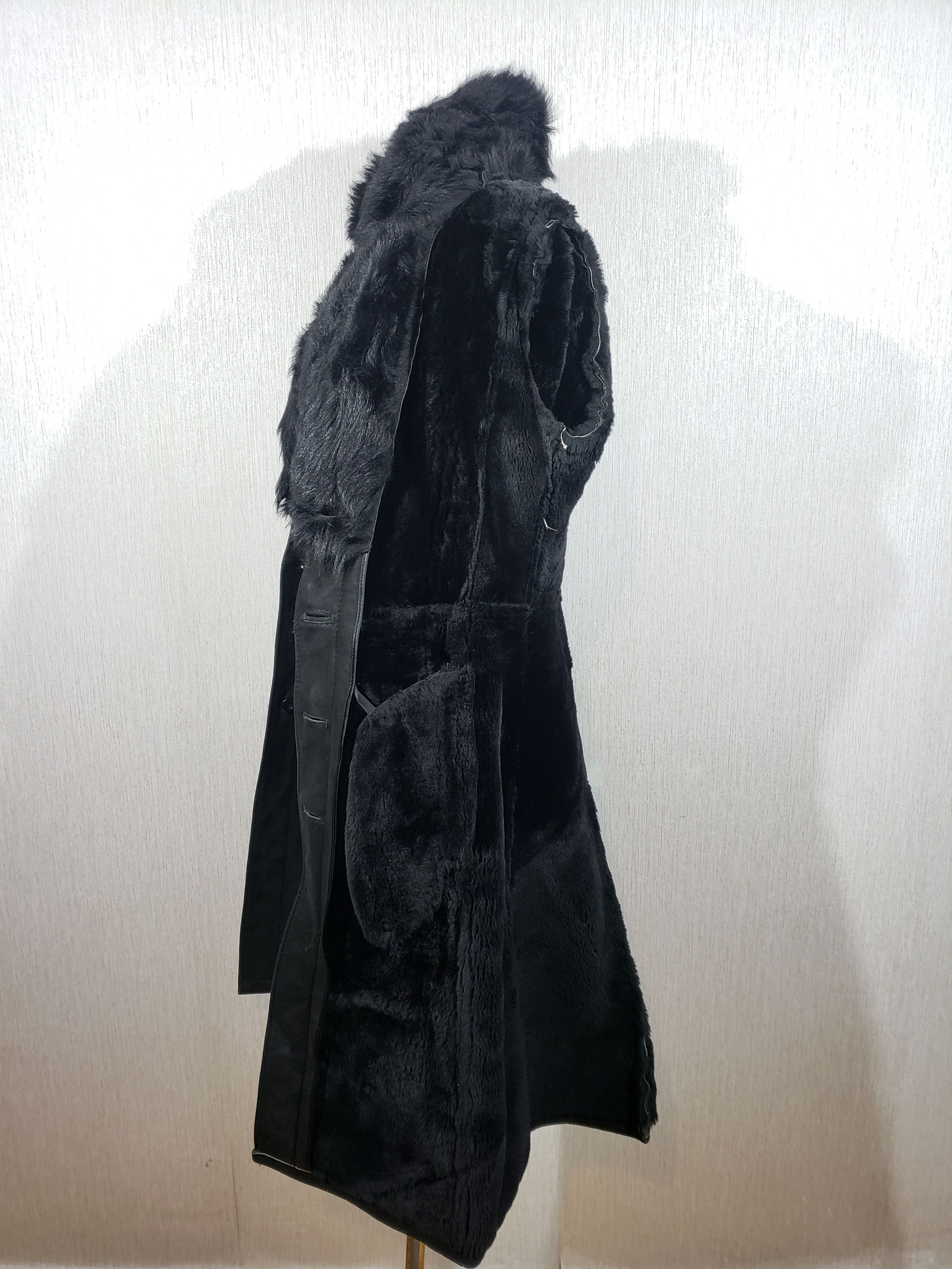 Other Wonderful women's warm sheepskin coat with genuine fur. Size M / US 6-8 / IT 42-44 - 8 Thumbnail