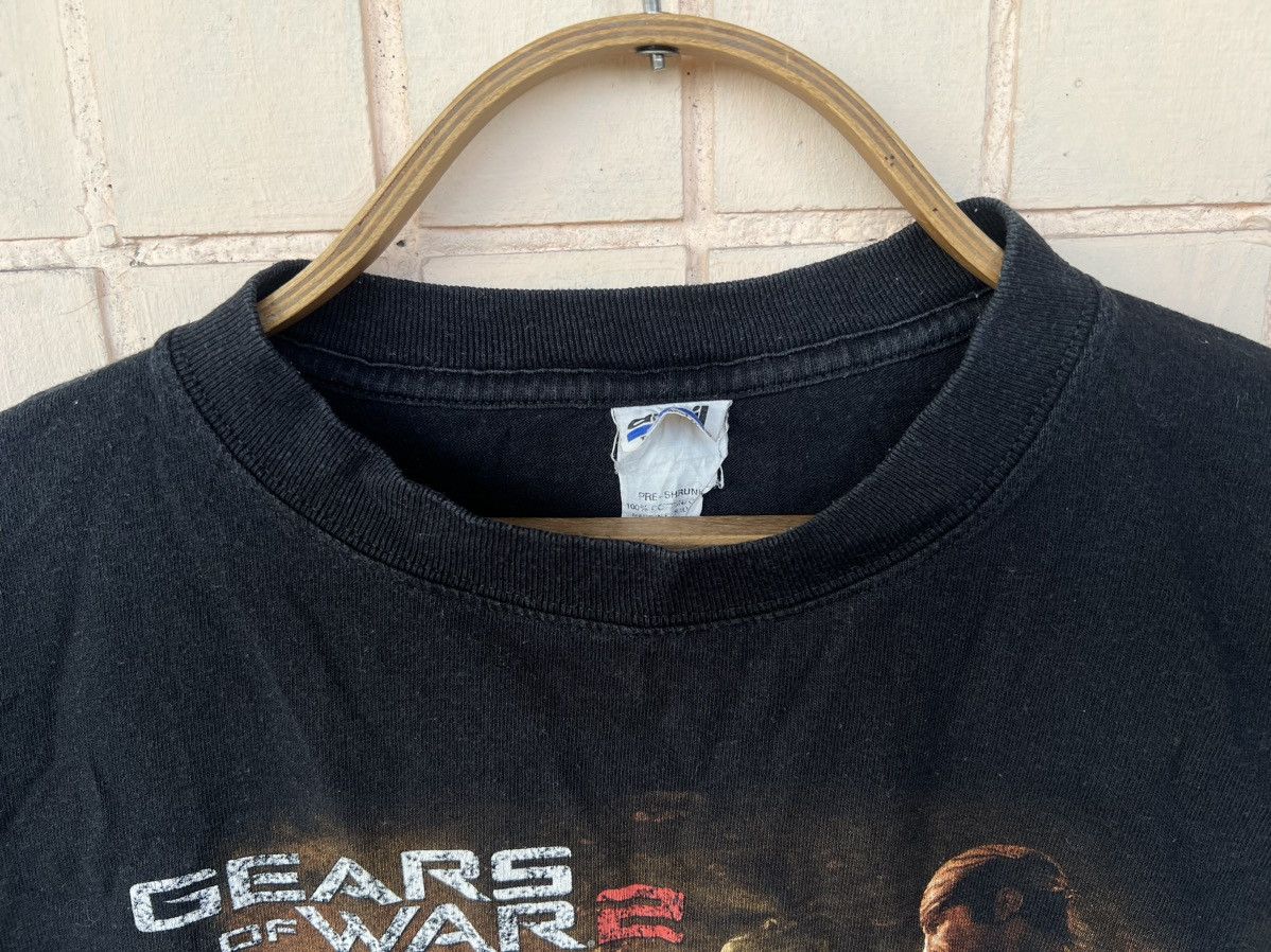 Vintage Vintage y2k 00s gears of war 2 gow shirt Size US S / EU 44-46 / 1 - 4 Thumbnail