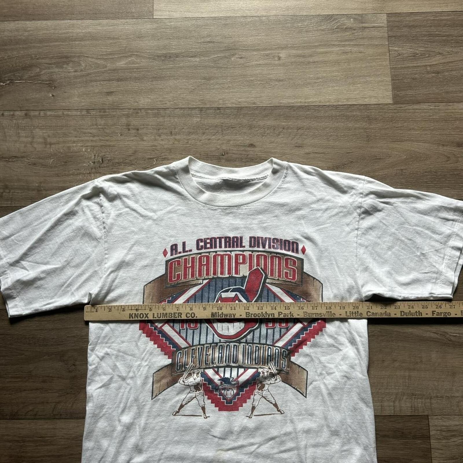 MLB Vintage 1995 Cleveland Indians Champions t shirt size M Size US M / EU 48-50 / 2 - 5 Thumbnail