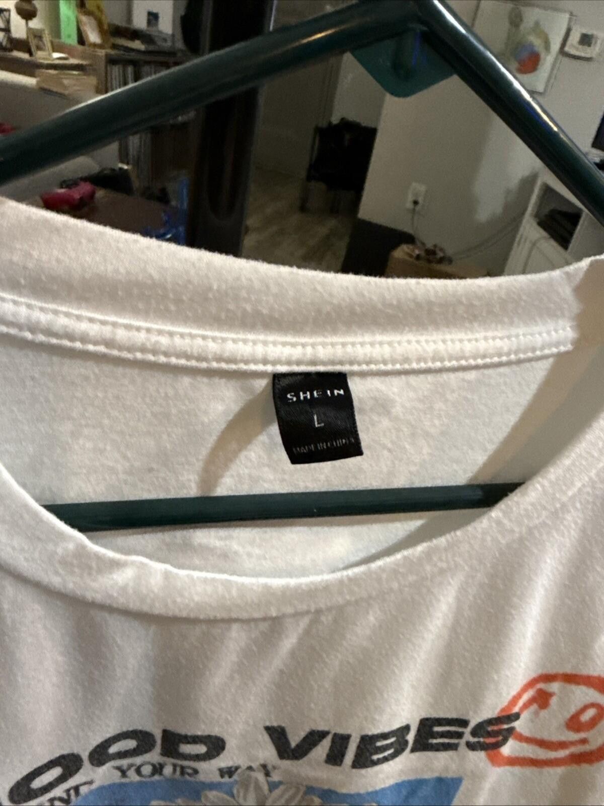 Shein SHEIN Good Vibes Graphic T Shirt Men’s L Find Your Way 202X Size L / US 10 / IT 46 - 3 Thumbnail