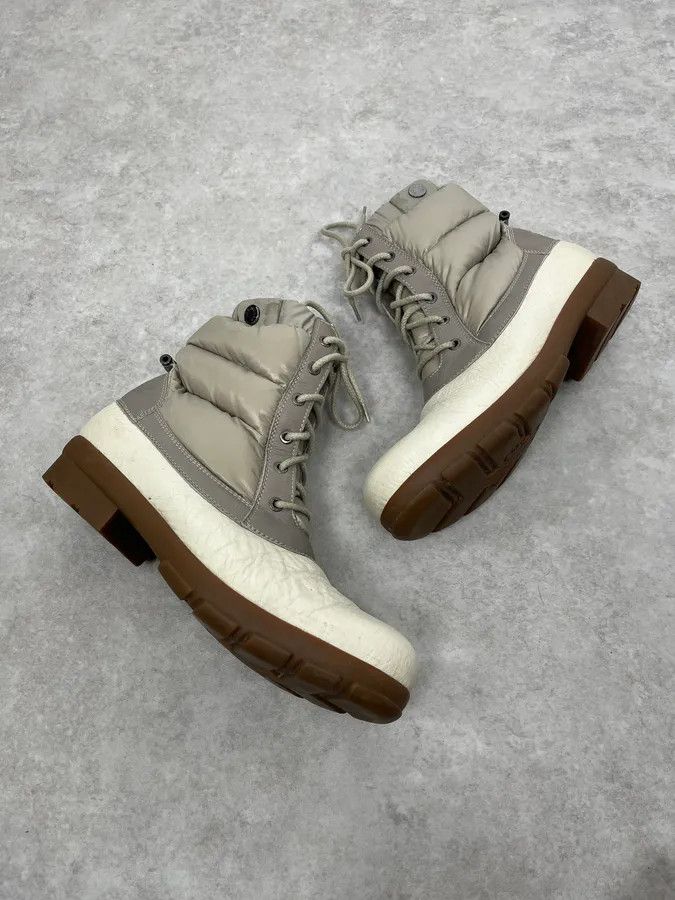 Moncler Moncler White & Grey Leather Puffer Boots Size US 9 / EU 42 - 2 Thumbnail