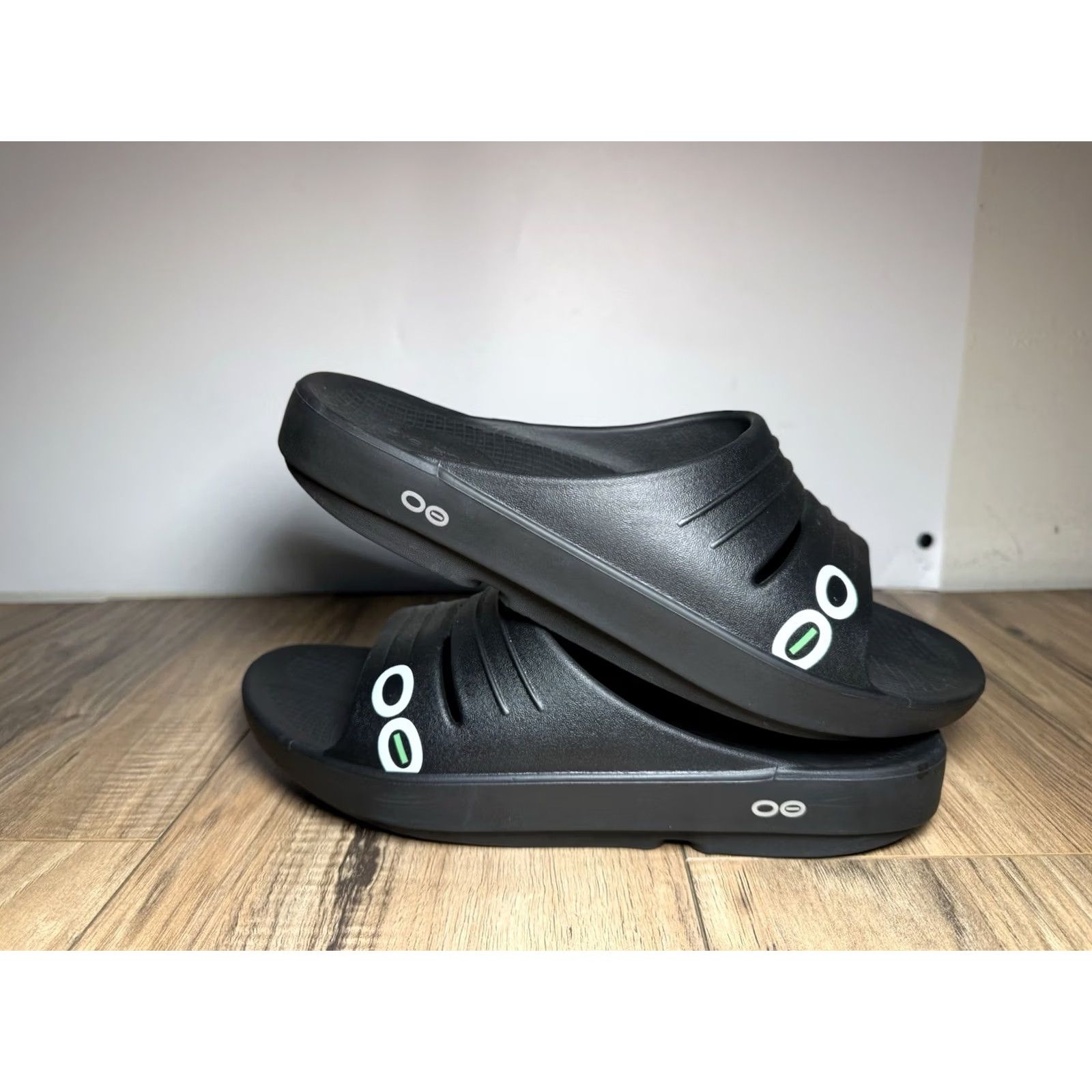 OOFOS OOahh Recovery Slides Black Double Strap Sandals - Mens 9 Womens‎ 11 Unisex OOahh Slide Sandal | OOFOS | Sporting Life Online main image 2