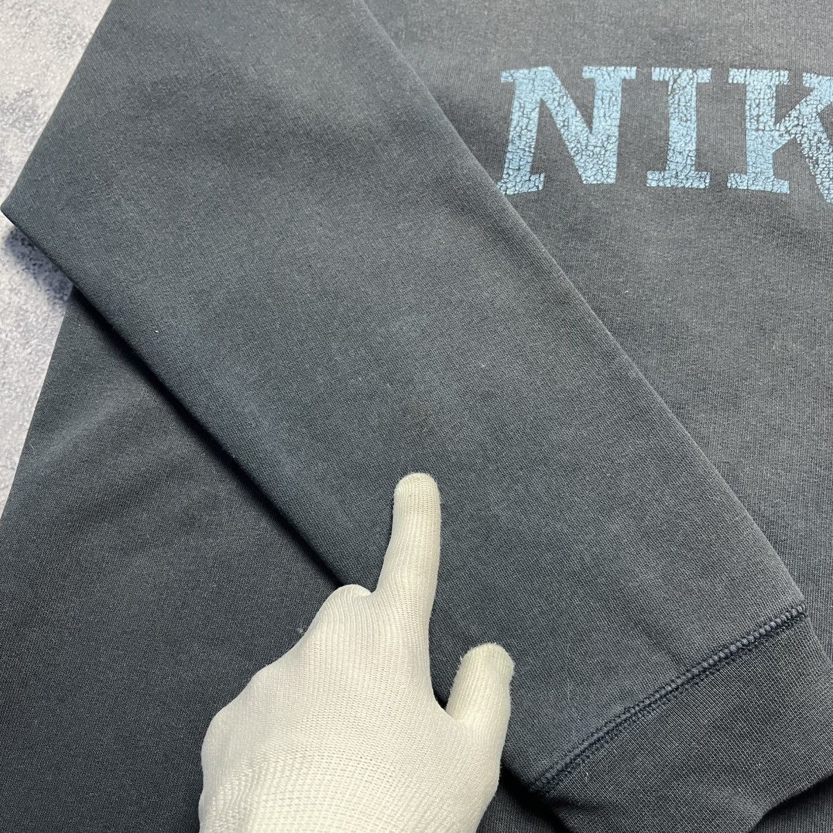 Nike Vintage Nike Central Logo Sweatshirt Swoosh Y2K Streetwear Size US L / EU 52-54 / 3 - 15 Thumbnail