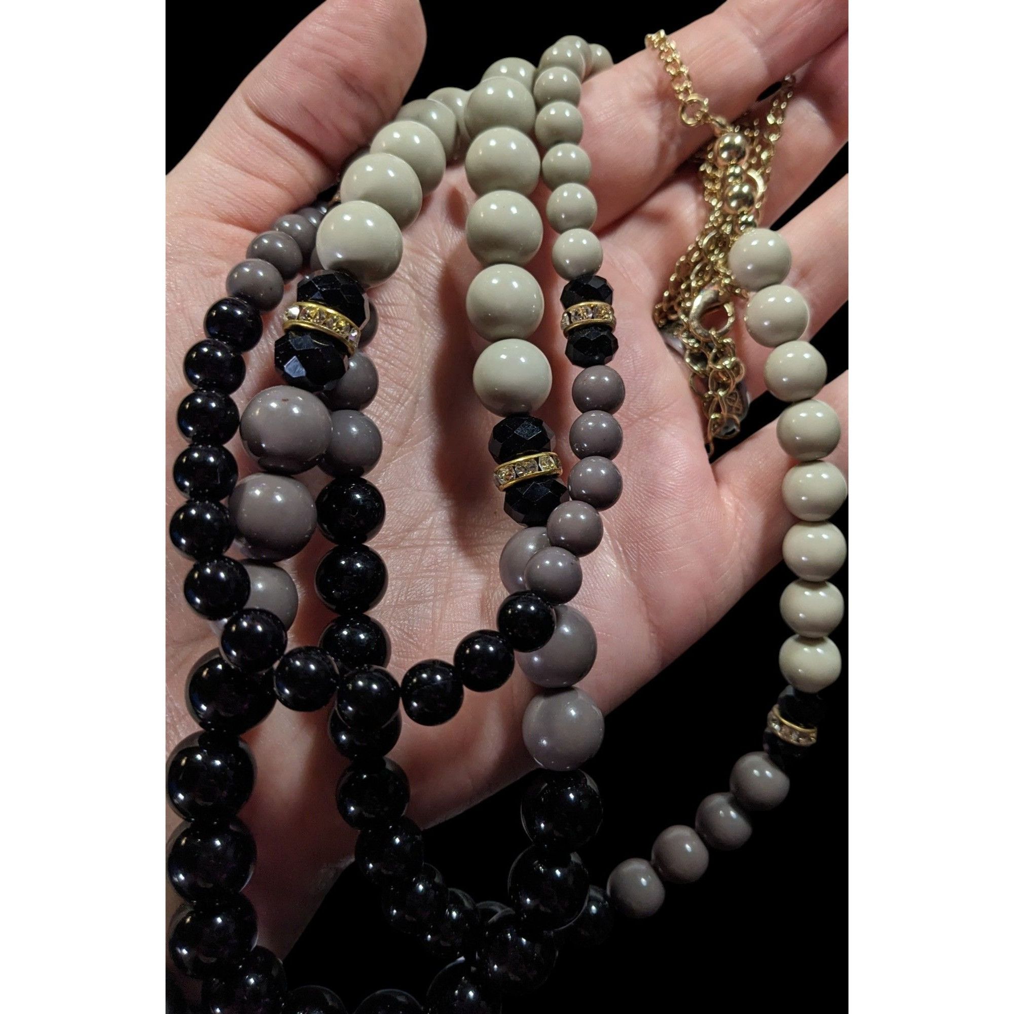 Other Elegant Layered Black And Grey Beaded Necklace With Rhinesto Size ONE SIZE - 3 Thumbnail