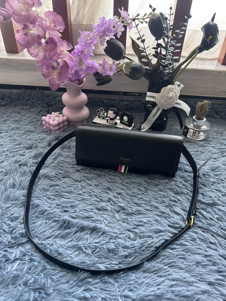 Thom Browne Thom Browne Black leather shoulder bag Size ONE SIZE - 2 Thumbnail
