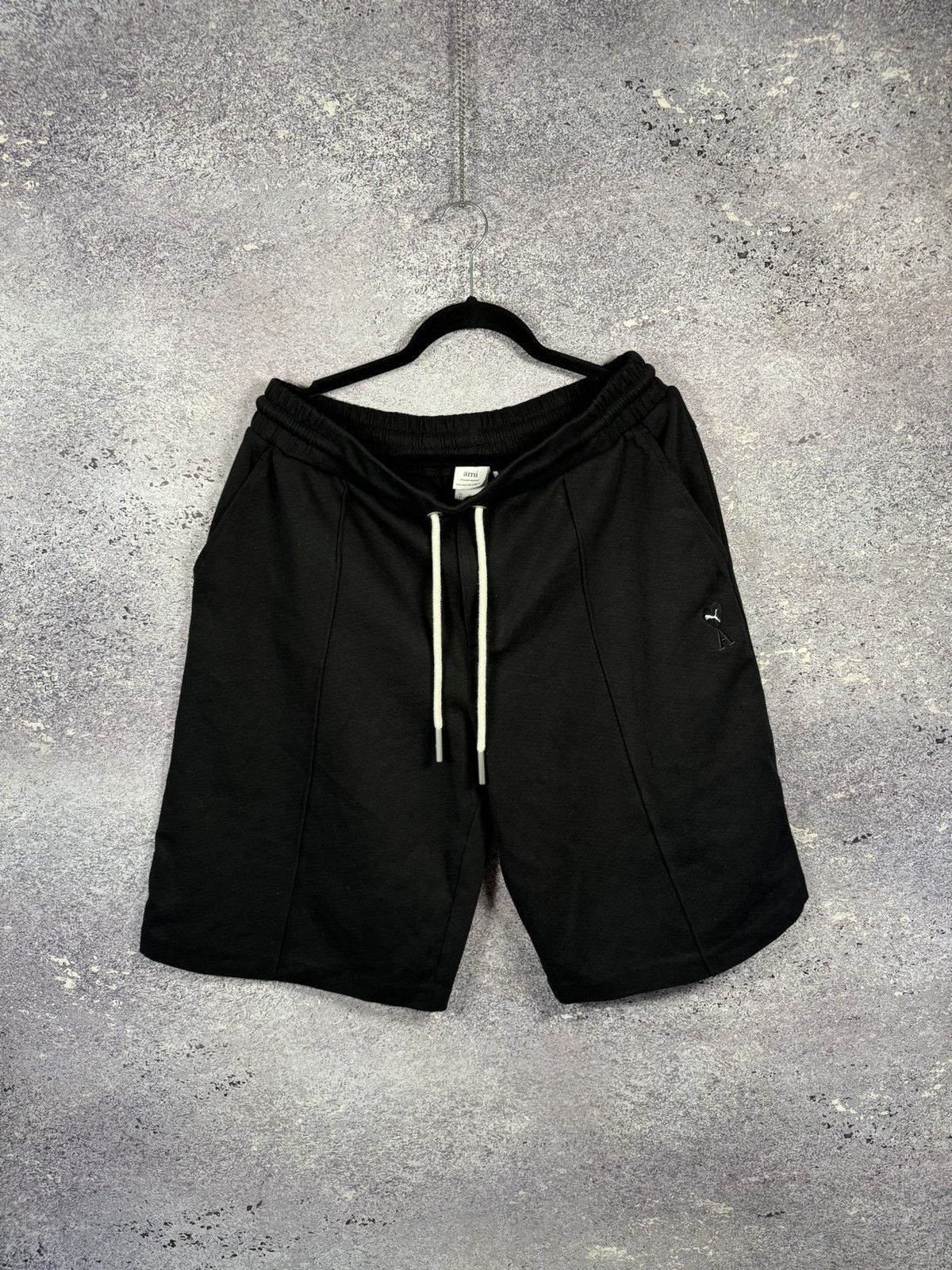 AMI × Puma Puma X AMI Black Heart ACE Puma Logo Drawstring Short Large Size US 34 / EU 50 - 1 Thumbnail