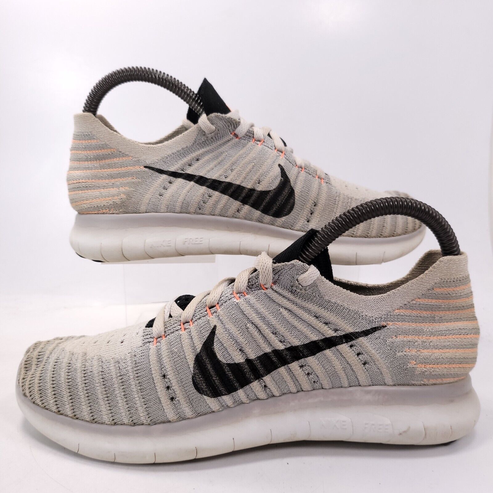 Nike Nike Free RN Flyknit Shoe Womens Size 7 831070-005 White Size US 7 / IT 37 - 5 Thumbnail