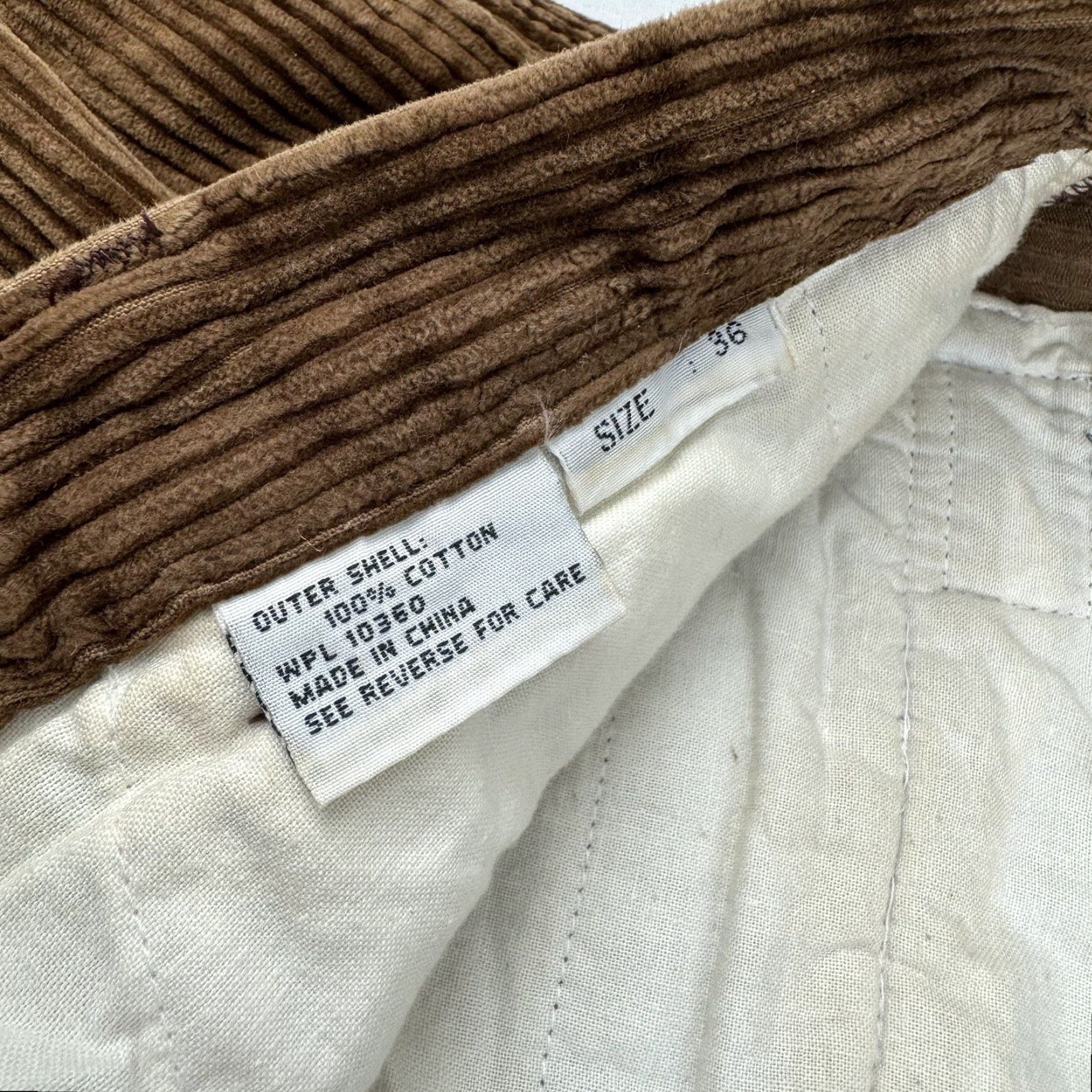 Vintage VINTAGE Munsingwear Corduroy Pants Men's 36x30 Brown Relaxed Fit 90s Y2K Grunge Casual Chino Size US 36 / EU 52 - 4 Thumbnail