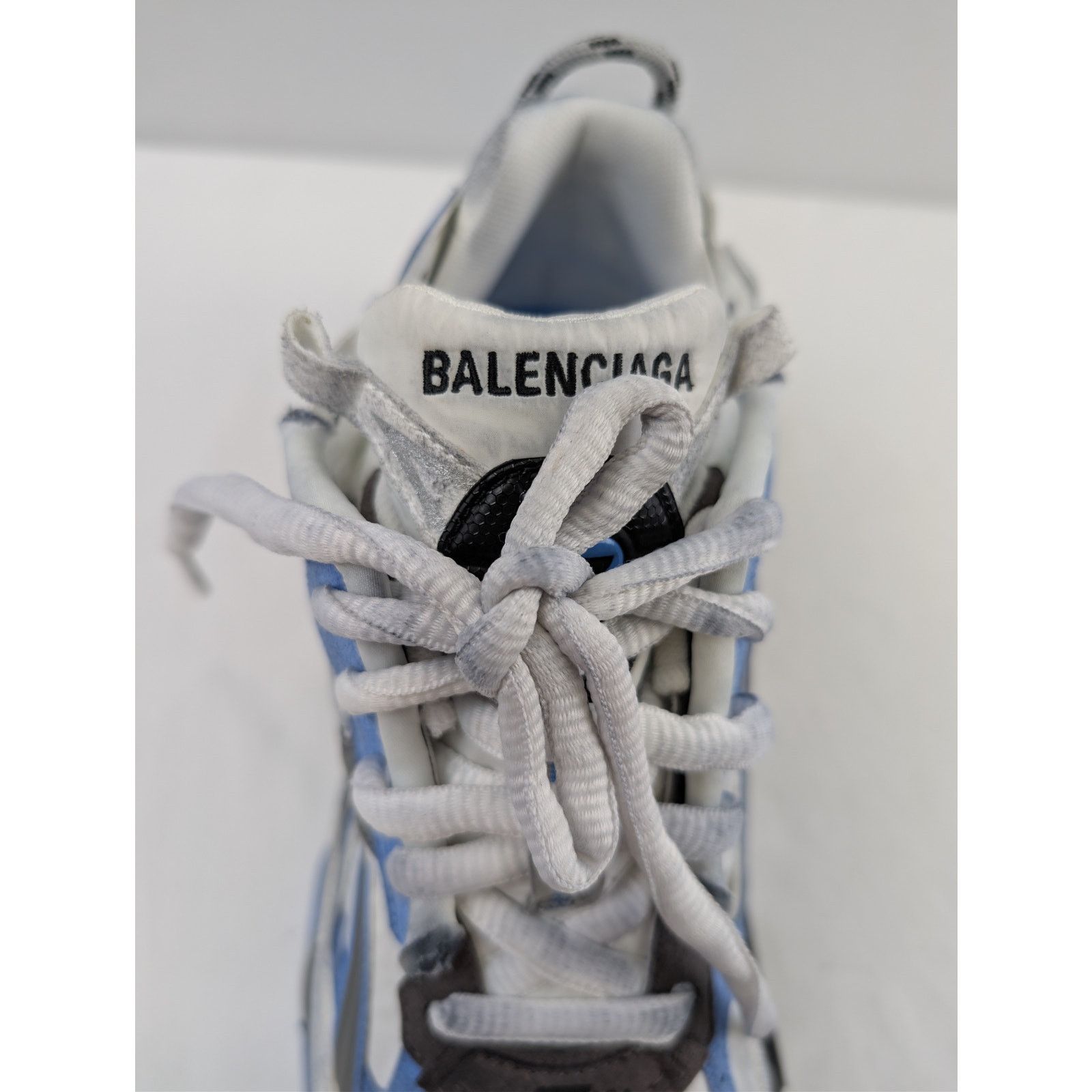 Balenciaga o1rshd1 Q:2 / Nylon Suede Mesh Runner Sneakers in Multicolor Size US 9 / EU 42 - 12 Thumbnail