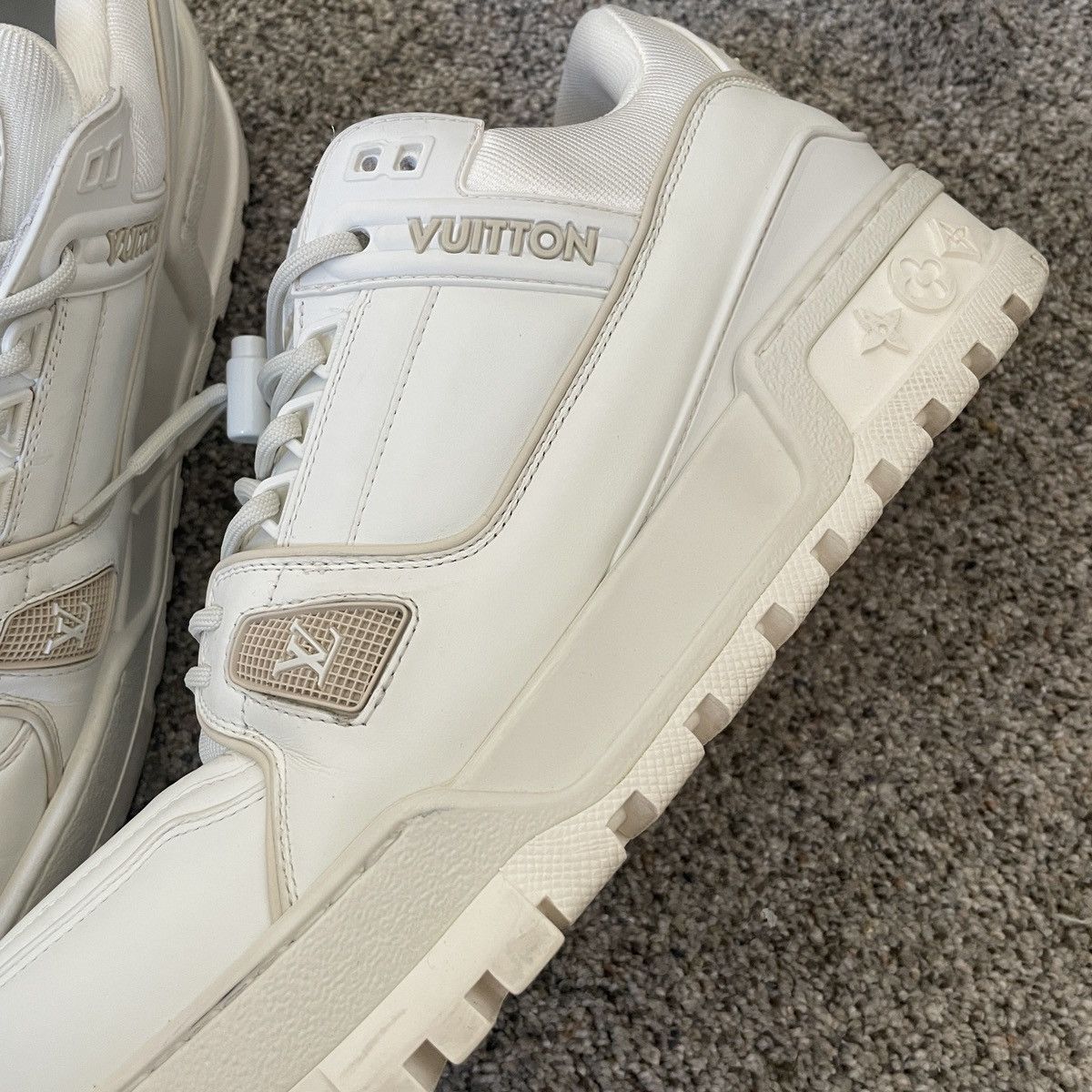 Louis Vuitton LOUIS VUITTON MAXI TRAINER Size US 9 / EU 42 - 3 Thumbnail