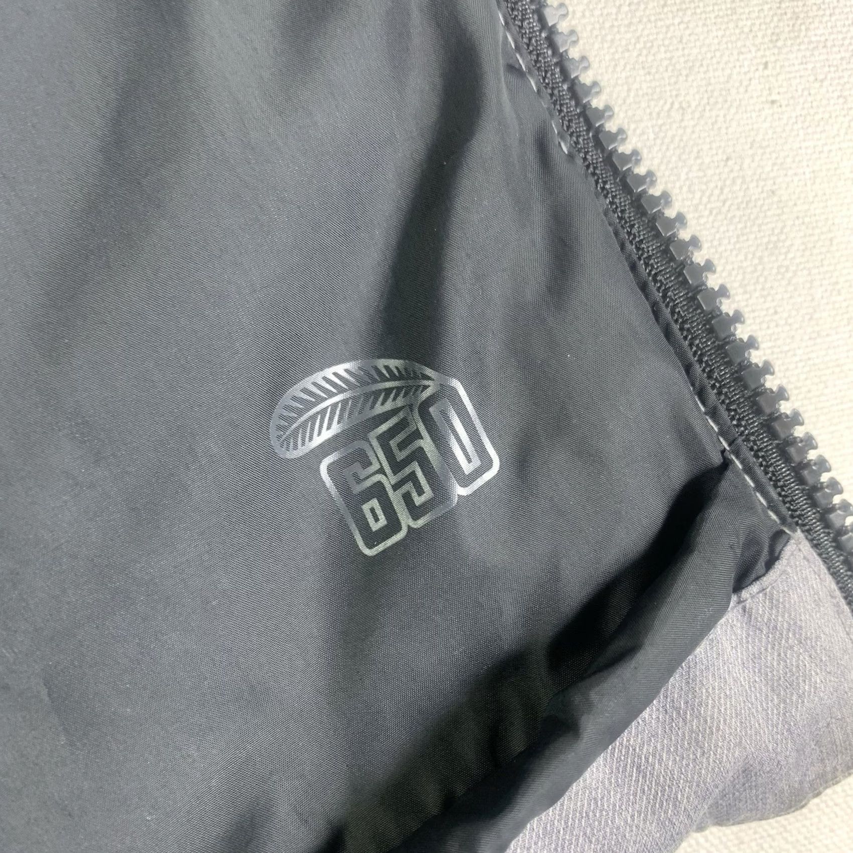 Nike VINTAGE Nike Goose Down Puffer Vest Jacket Men Small Gray 507046-071, Outdoor, Walking, Winter, Zip, Insulated, Pockets, Thermal Size US S / EU 44-46 / 1 - 6 Thumbnail