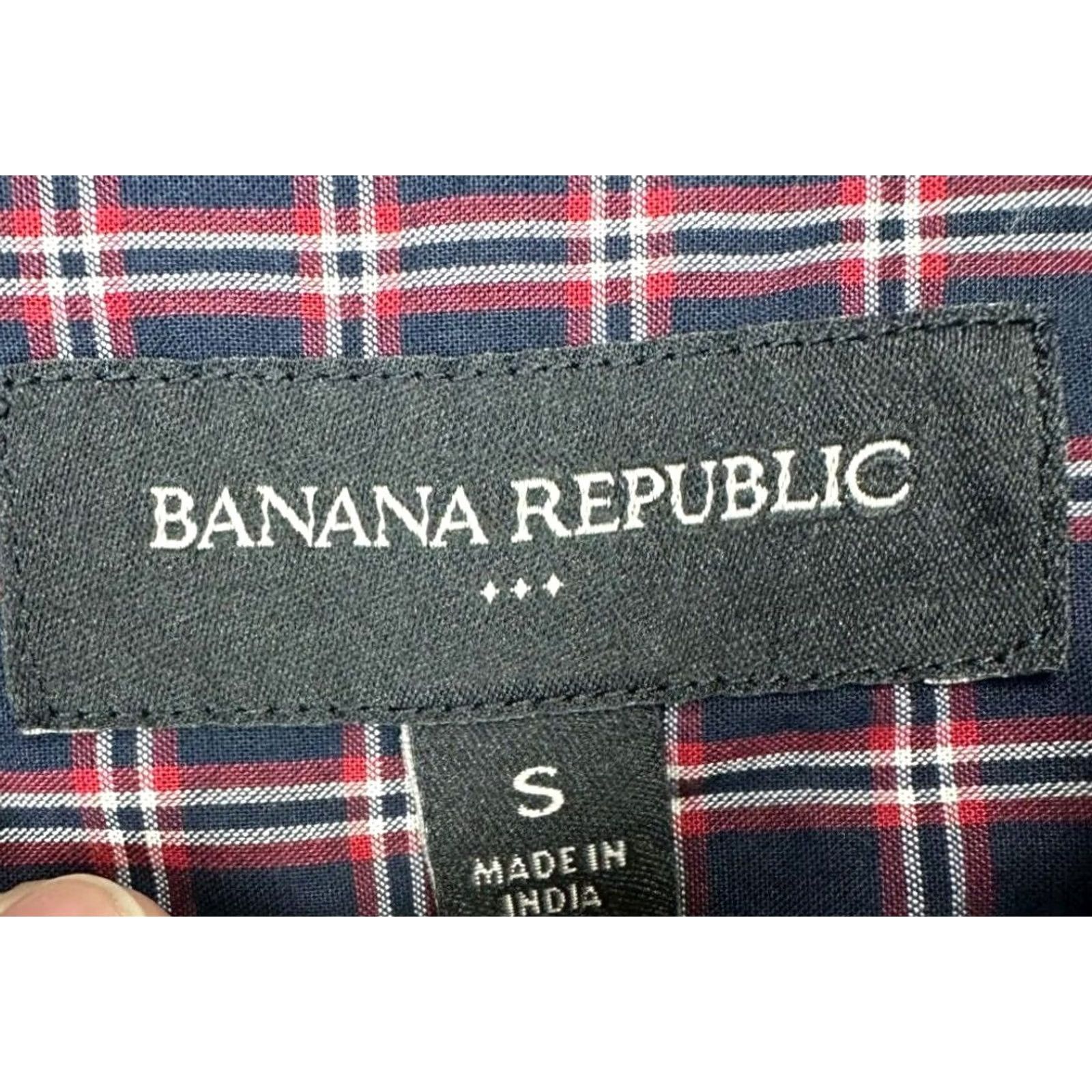 Banana Republic Banana Republic Untucked Fit Shirt Men Small Plaid Button-Down Long Sleeve NEW Dark Navy Red White Calico Casual Mens Clothing Size US S / EU 44-46 / 1 - 7 Thumbnail