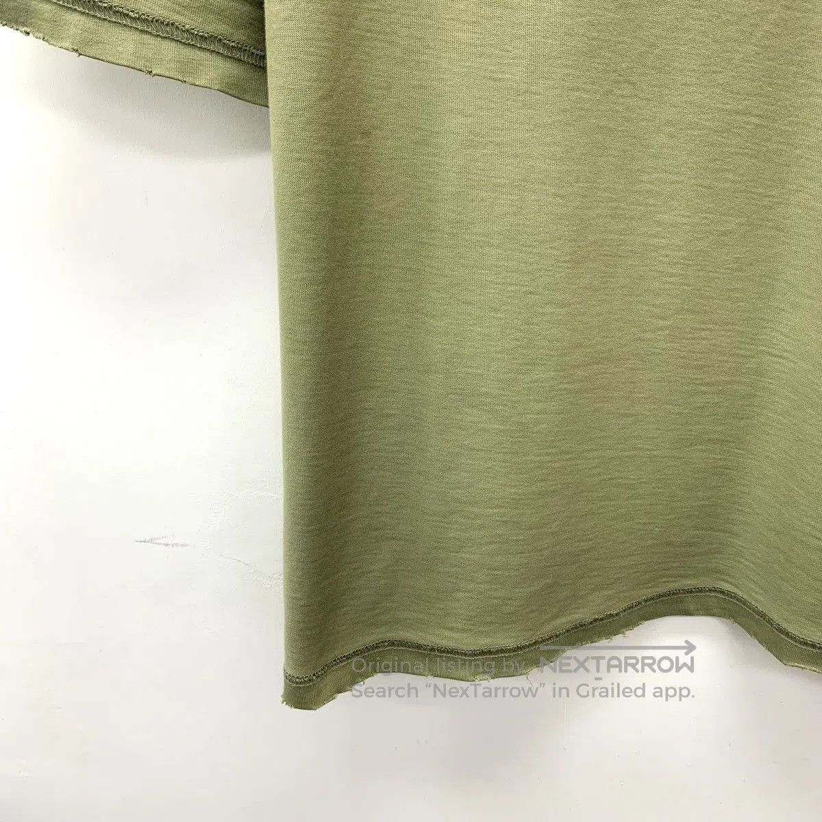 Balenciaga Green Short Sleeve Distressed Graphic T. Size US S / EU 44-46 / 1 - 5 Thumbnail