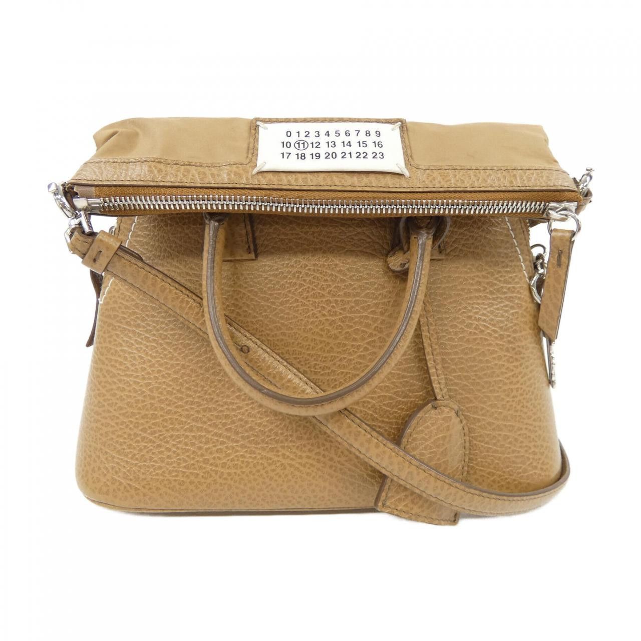 Maison Margiela Maison Martin Margiela Maison Margiela S56WG0082 Calf Bag Leather Tote Bag S56WG0082 DUTY FREE for USA Size ONE SIZE - 1 Thumbnail