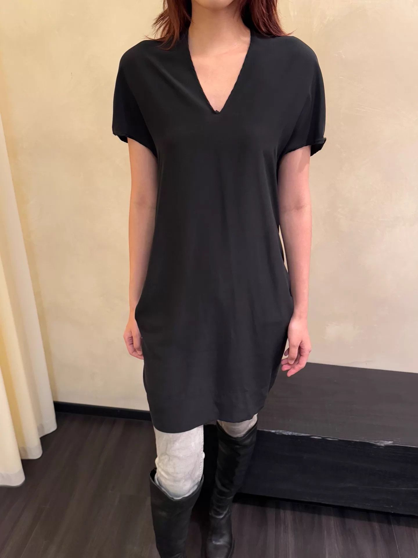 Vintage Vintage Italian Avant-garde Silk Short-Sleeve Dress Size 40 Size S / US 4 / IT 40 - 5 Thumbnail