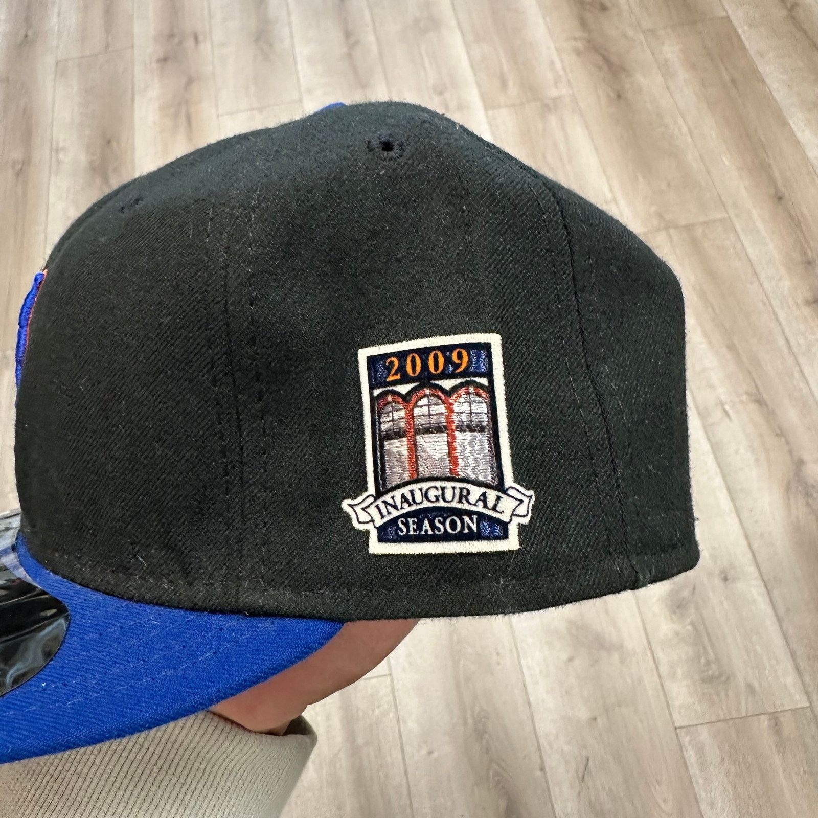 New Era New Era New York Mets 59FIFTY fitted hat Cap size 7 3/8 B25 Size ONE SIZE - 4 Thumbnail