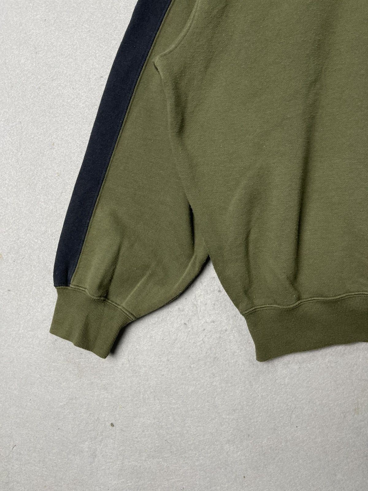 Benetton Vintage Benetton Formula 1 Racing Team Crewneck Sweatshirt Size US L / EU 52-54 / 3 - 5 Thumbnail