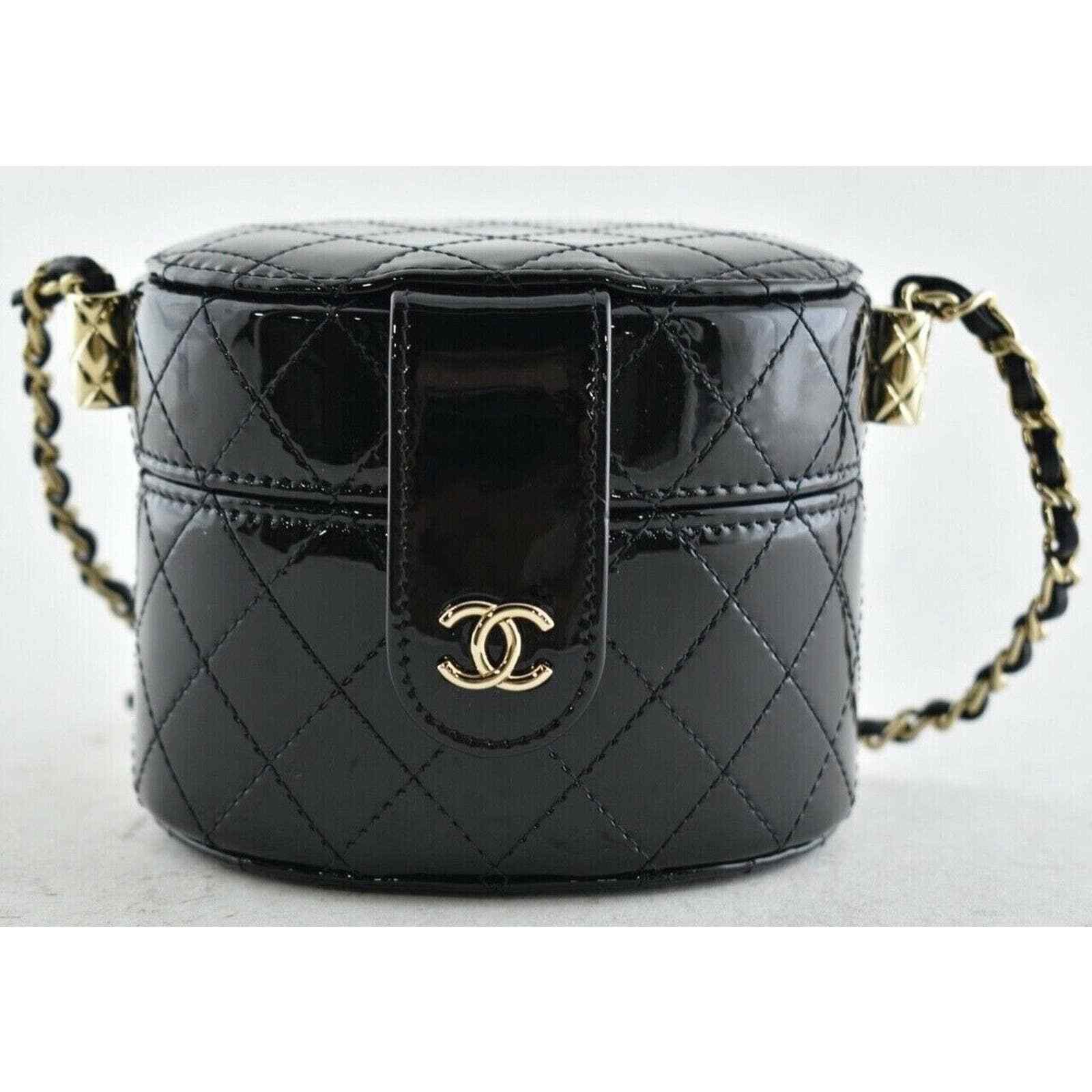 Chanel Chanel Mini Black Patent Vanity Quilted Crossbody Bag Size ONE SIZE - 1 Thumbnail