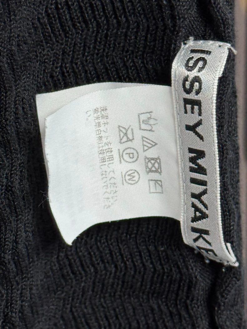 Issey Miyake Issey Miyake size:2 Black dress with main line bubble plea Size XS / US 0-2 / IT 36-38 - 3 Thumbnail