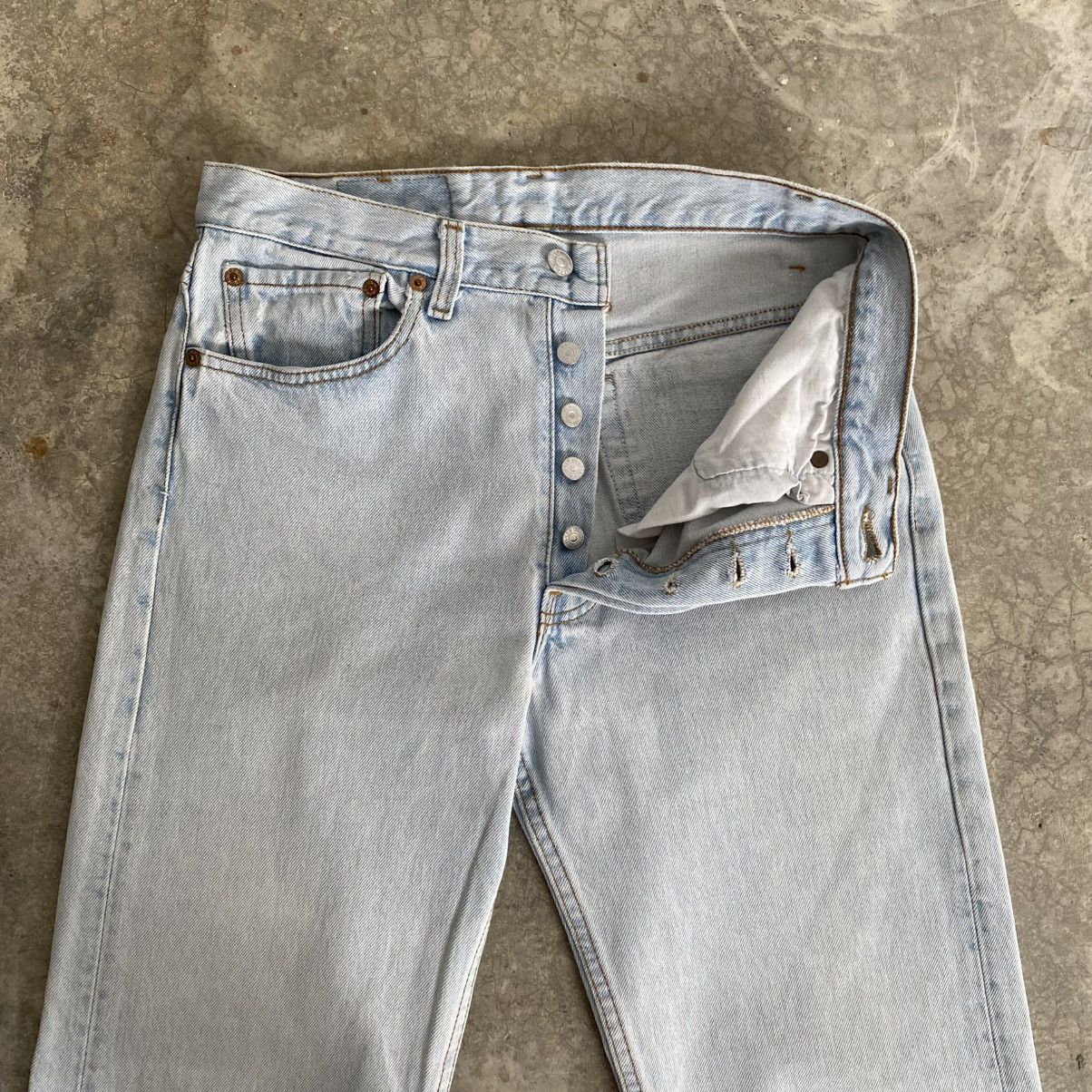 Levi's Vintage 1994 Levis 501 Released Hem Light Blue Denim Jeans Size US 30 / EU 46 - 7 Thumbnail
