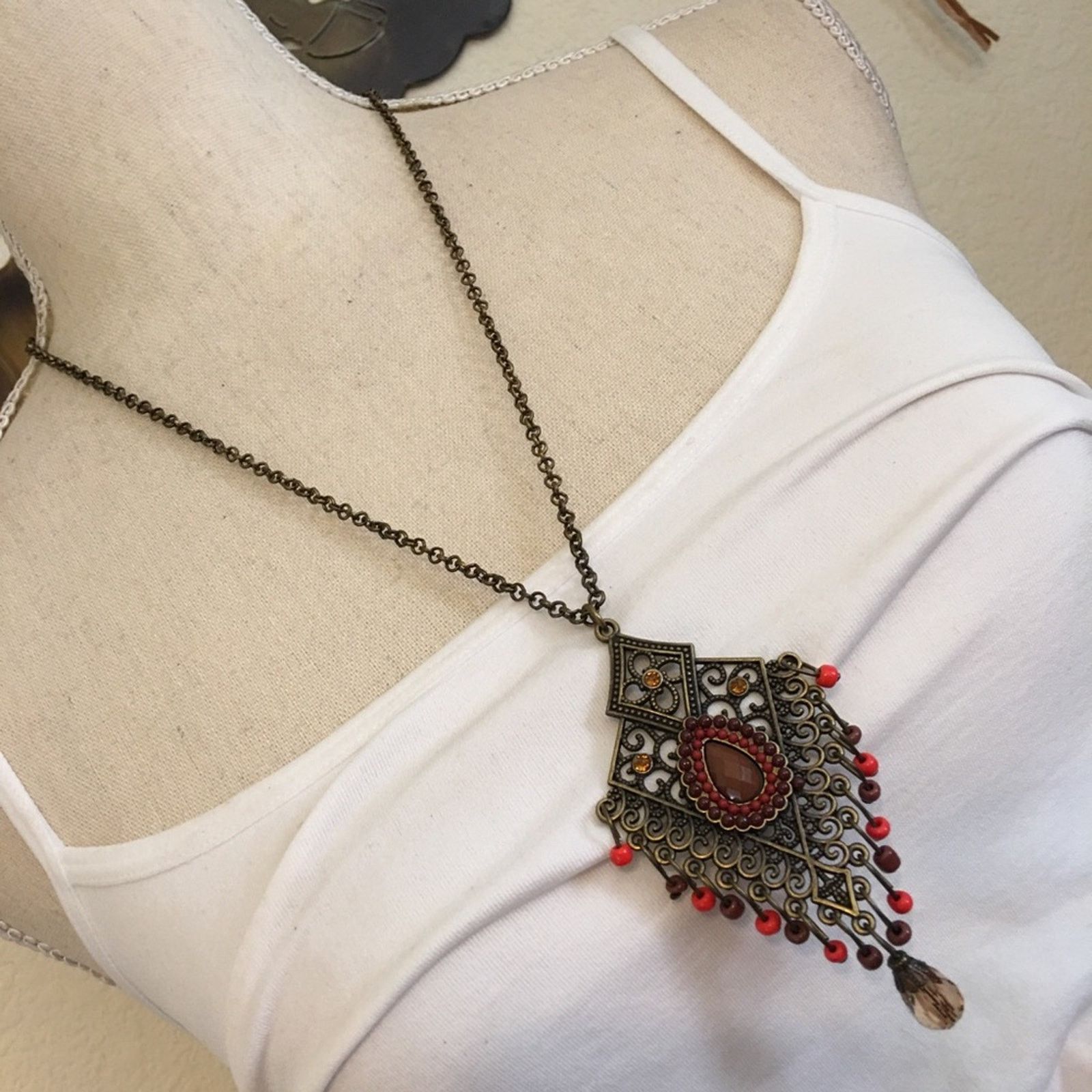 Jewelry Aged brass tone dangle bead medallion necklace Size ONE SIZE - 1 Thumbnail