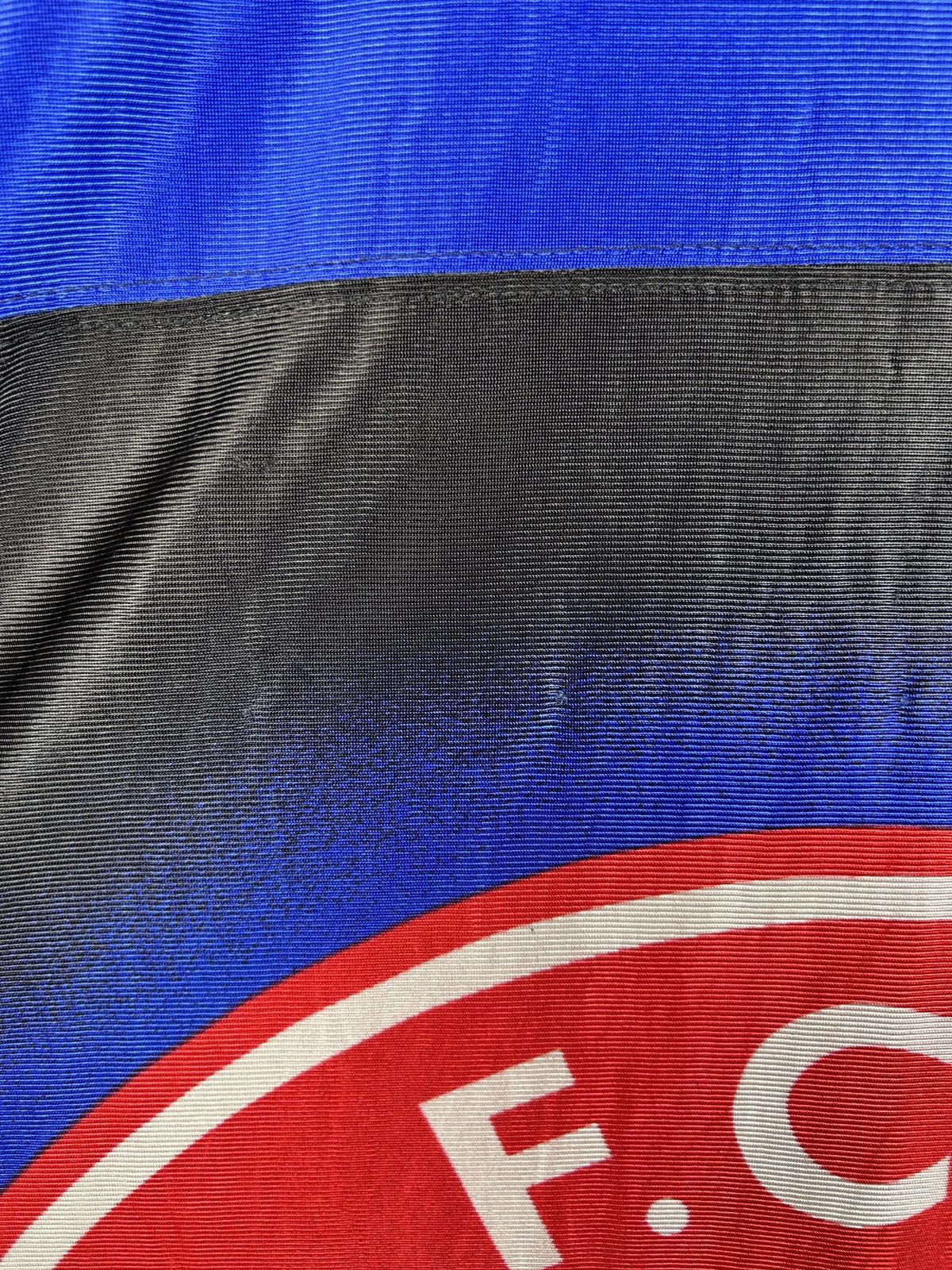Nutmeg 90s Vintage Nutmeg Mills FC Bayern Munchen AOP Retro Jersey Size US L / EU 52-54 / 3 - 7 Thumbnail