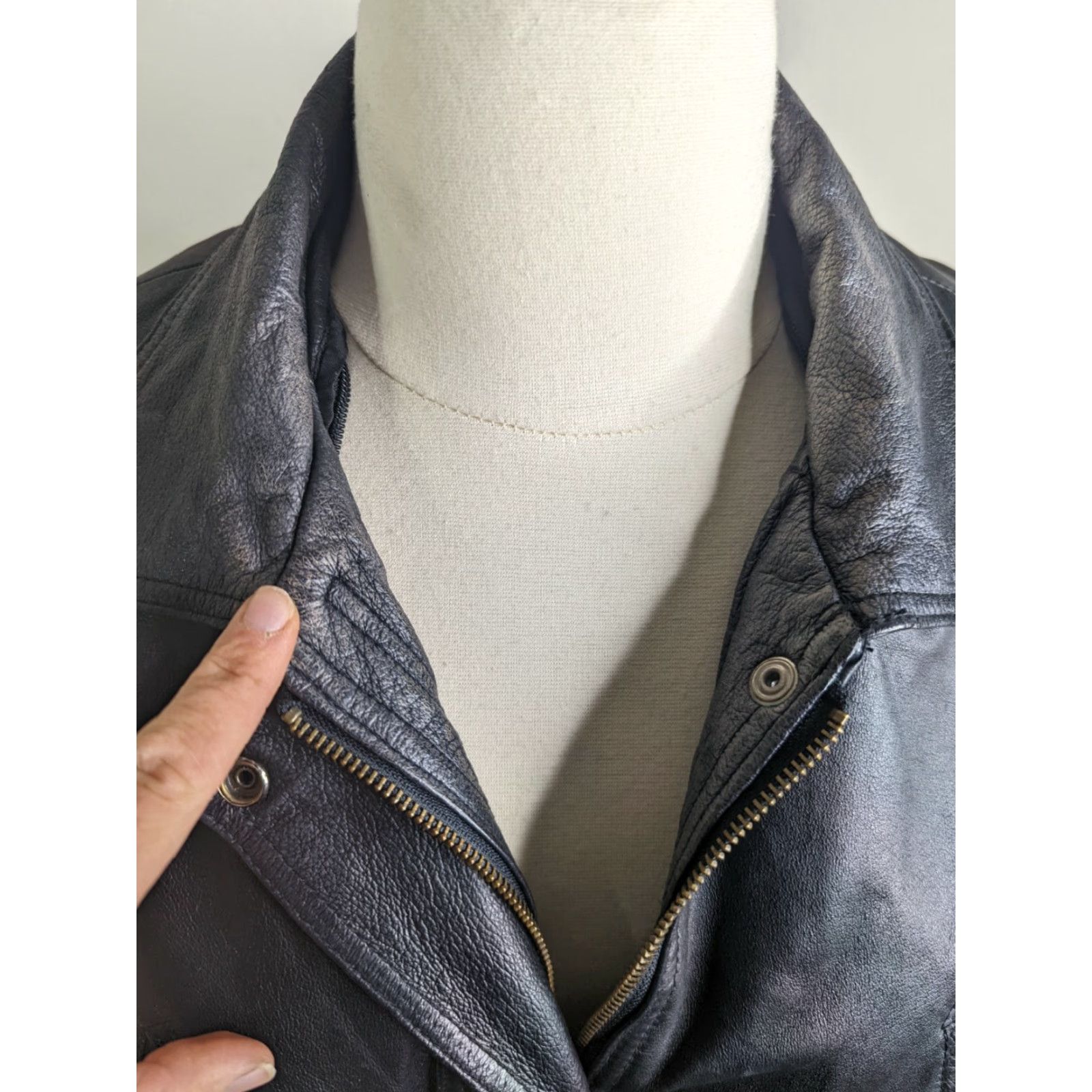 Vintage VINTAGE 90s Leather Limited Womens Black Leather Biker Bomber Jacket Large Size L Size L / US 10 / IT 46 - 6 Thumbnail