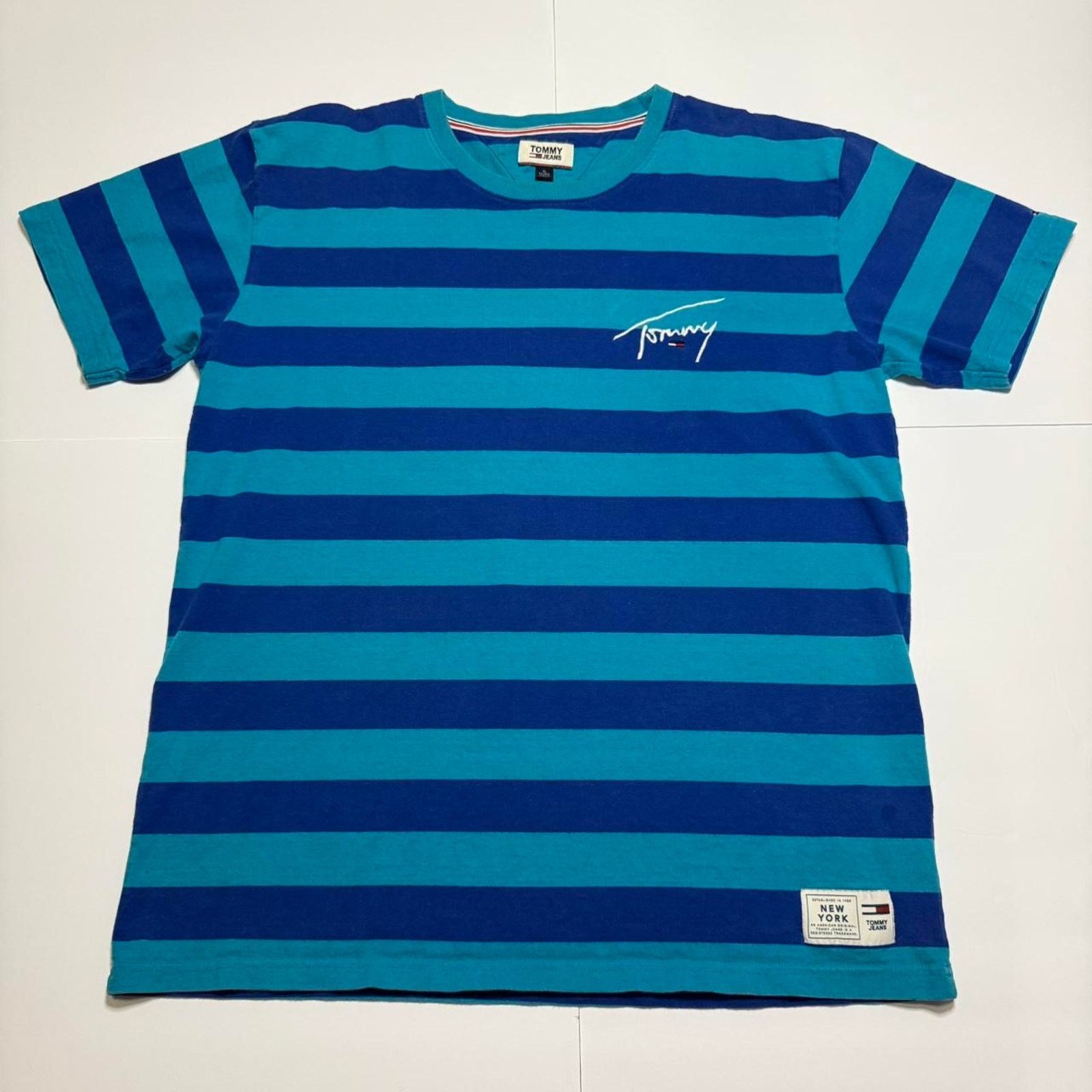 Tommy Hilfiger Tommy Jeans Tommy Hilfiger Tee XL Striped “Blue and Surf” Size US XL / EU 56 / 4 - 3 Thumbnail