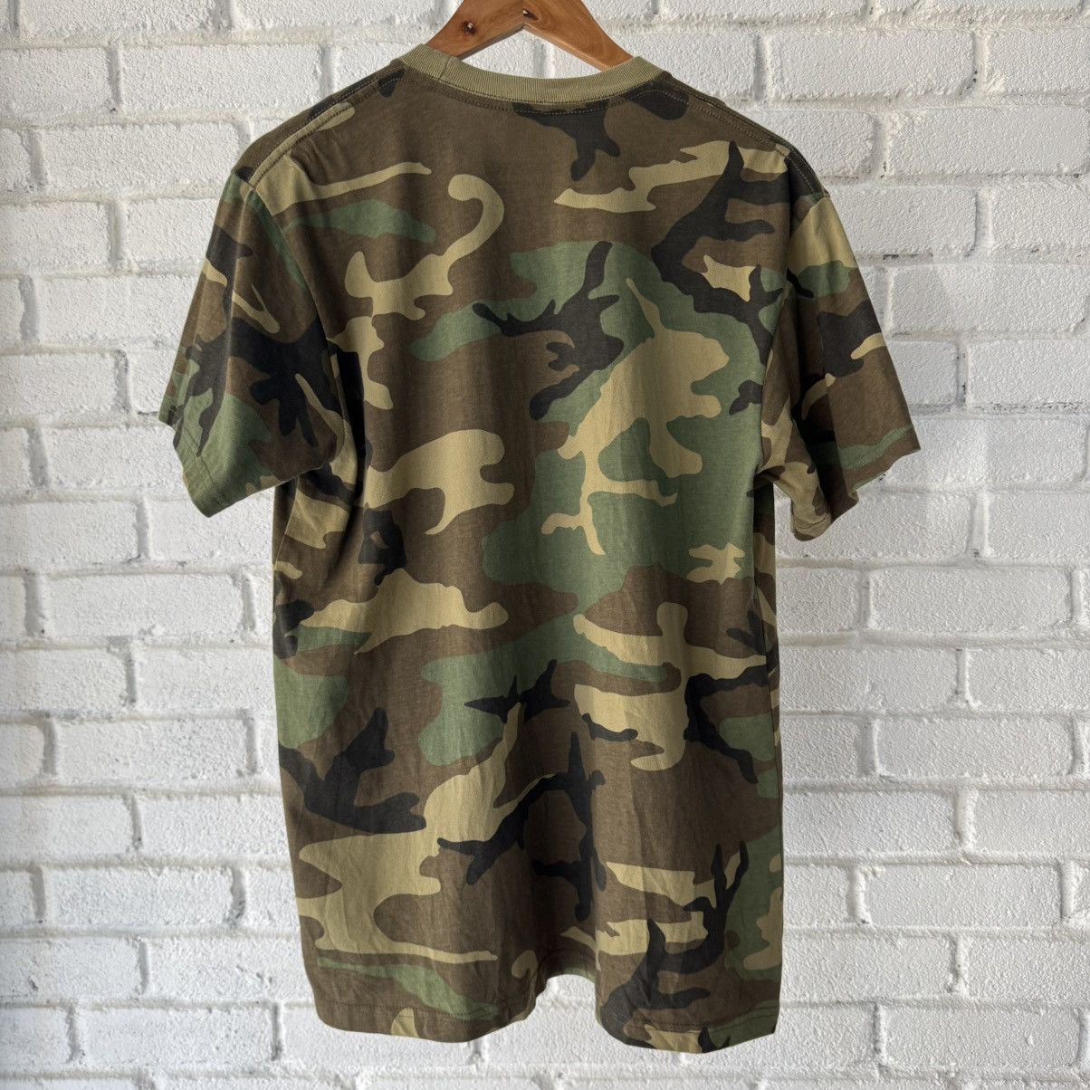Supreme Supreme SS19’s Middle Finger To The World Tee Size US M / EU 48-50 / 2 - 2 Thumbnail