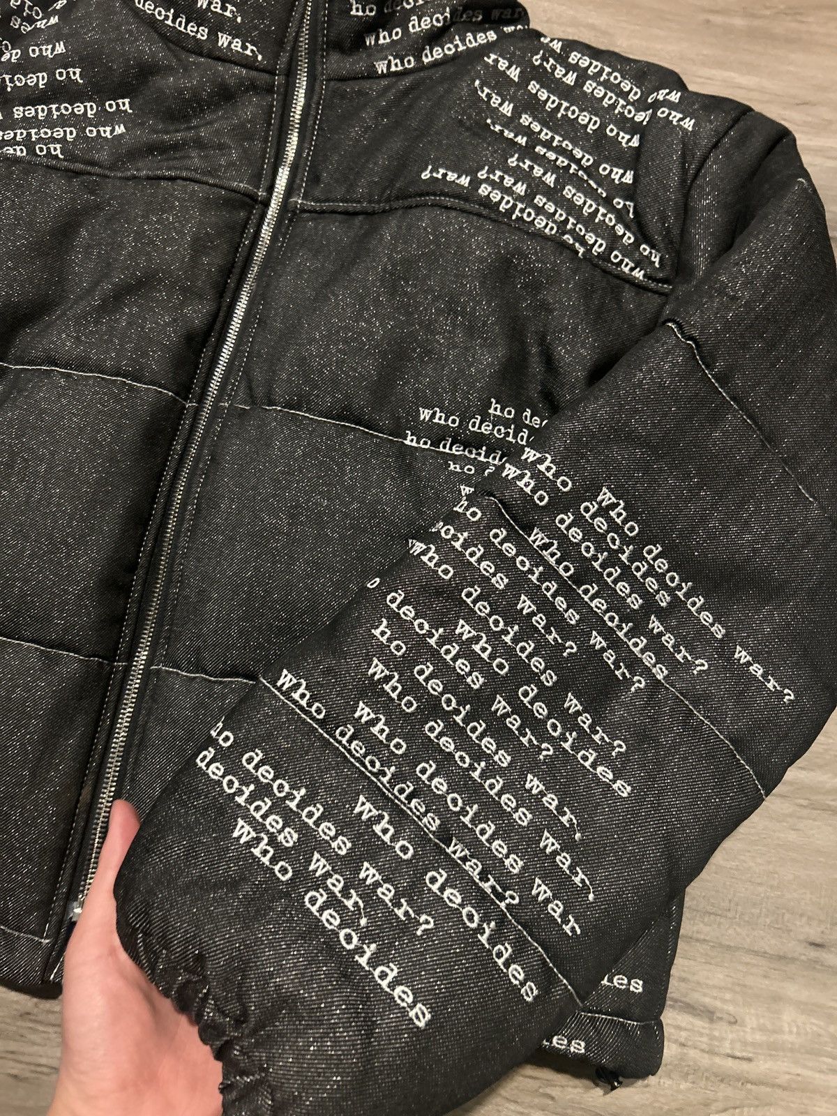 Who Decides War Who Decided War Signature Puffer Size US L / EU 52-54 / 3 - 2 Thumbnail