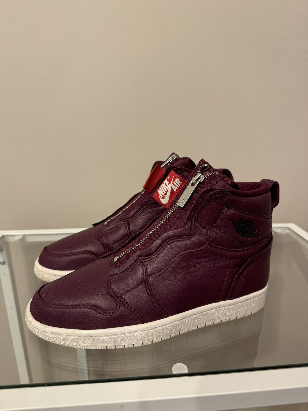 Nike Jordan 1 Retro High Zip Bordeaux Women's sneakers buty shoes Size US 7 / IT 37 - 1 Thumbnail