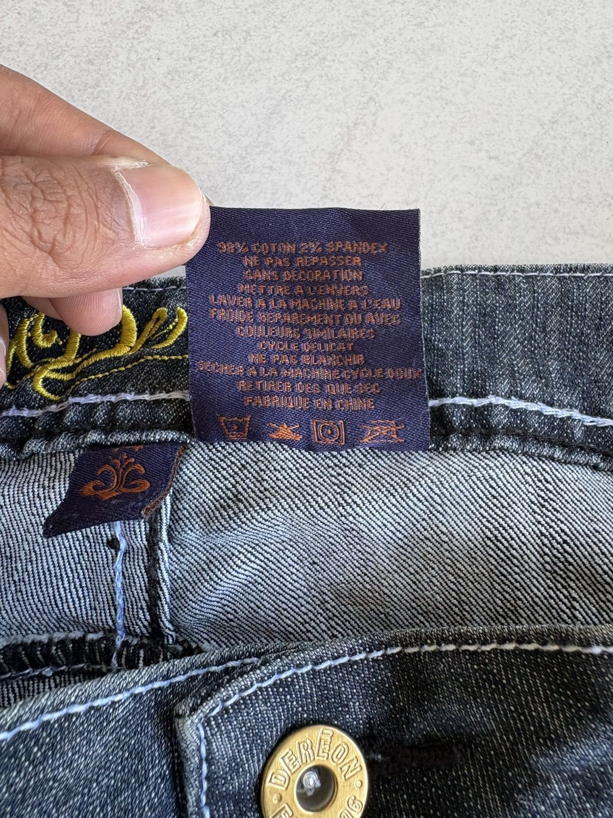 Other Dereon Streetwear Distressed Denim Size US 33 - 21 Thumbnail