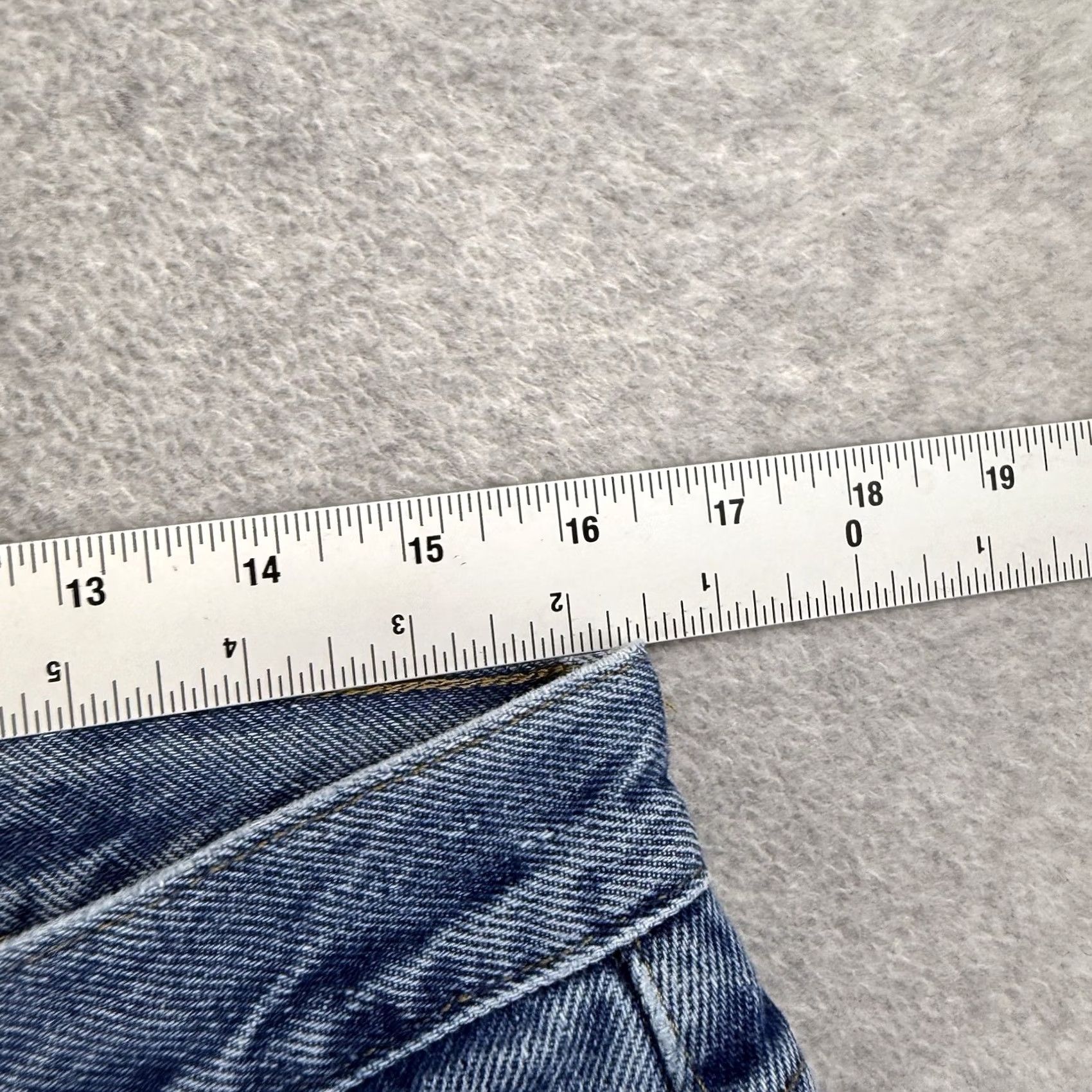 Vintage VINTAGE L.L. Bean Jeans Mens 33x30 Blue Classic Fit Denim Cotton Workwear Plaid Lined Insulated Size US 33 - 4 Thumbnail