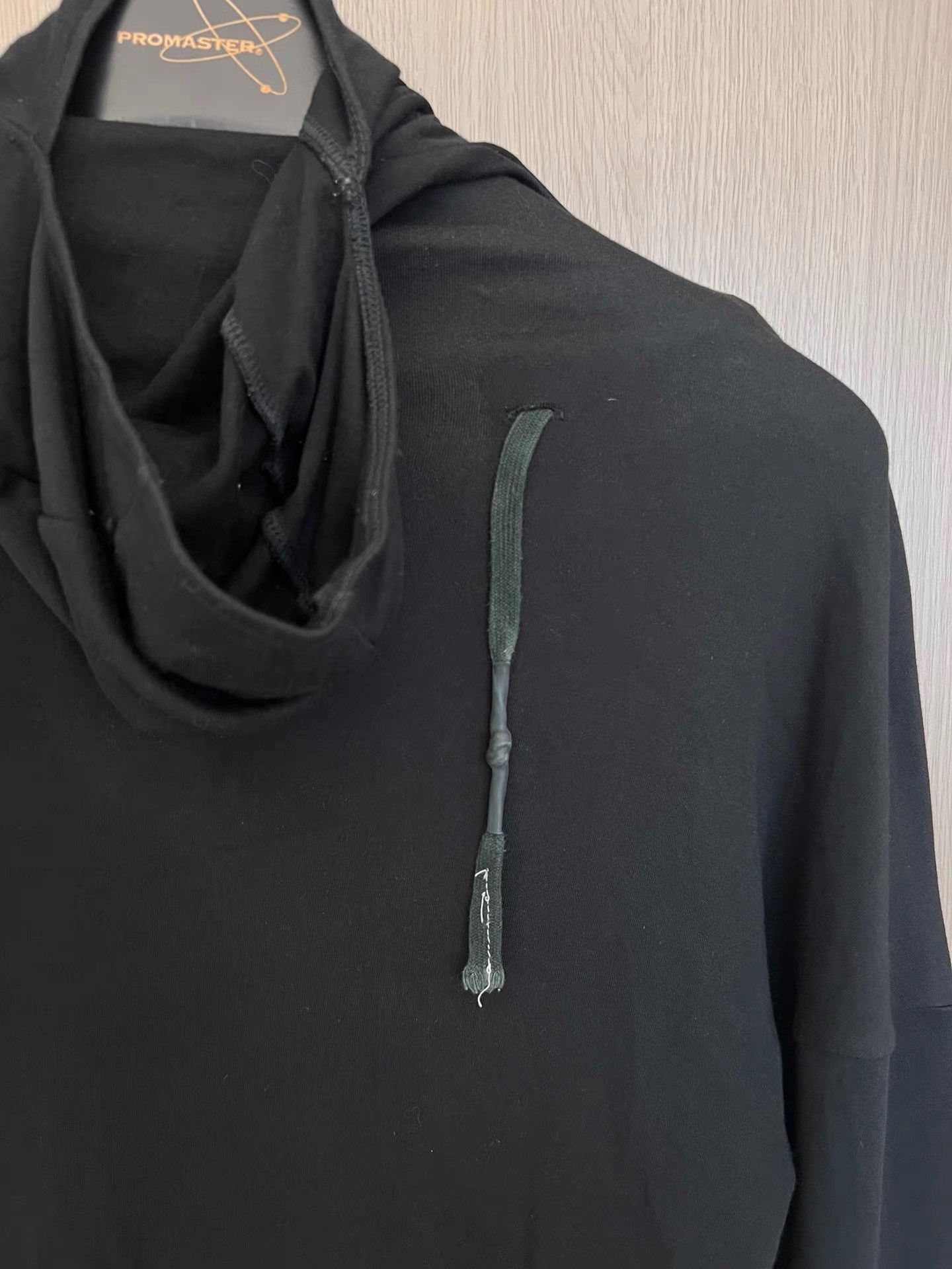11 By Boris Bidjan Saberi 11byBBS Reflective Graphic Hooded LS K35 Size US L / EU 52-54 / 3 - 5 Thumbnail