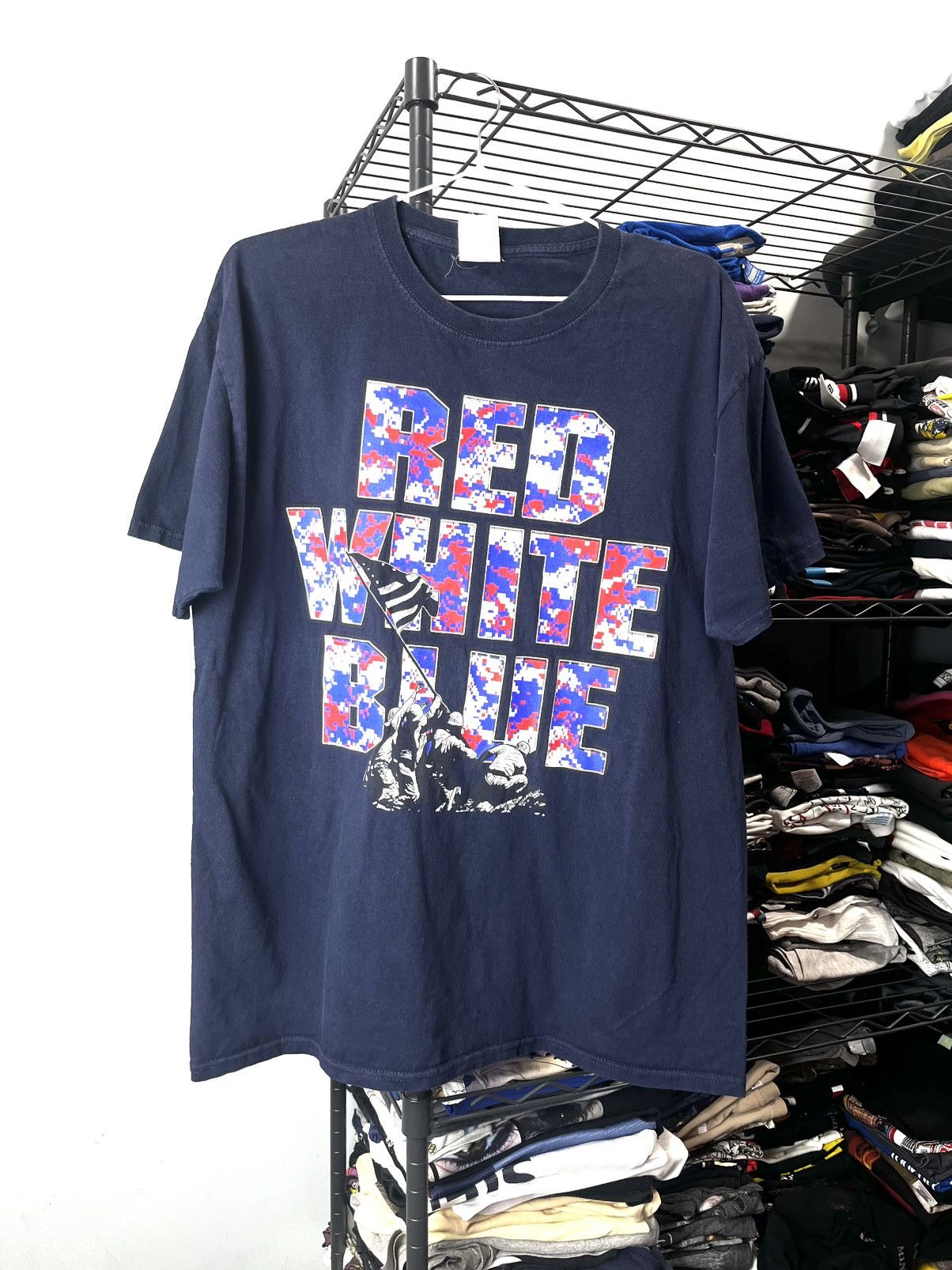 Band Tees Vintage Red White Blue American Soldier Military T Shirt Size US L / EU 52-54 / 3 - 1 Thumbnail