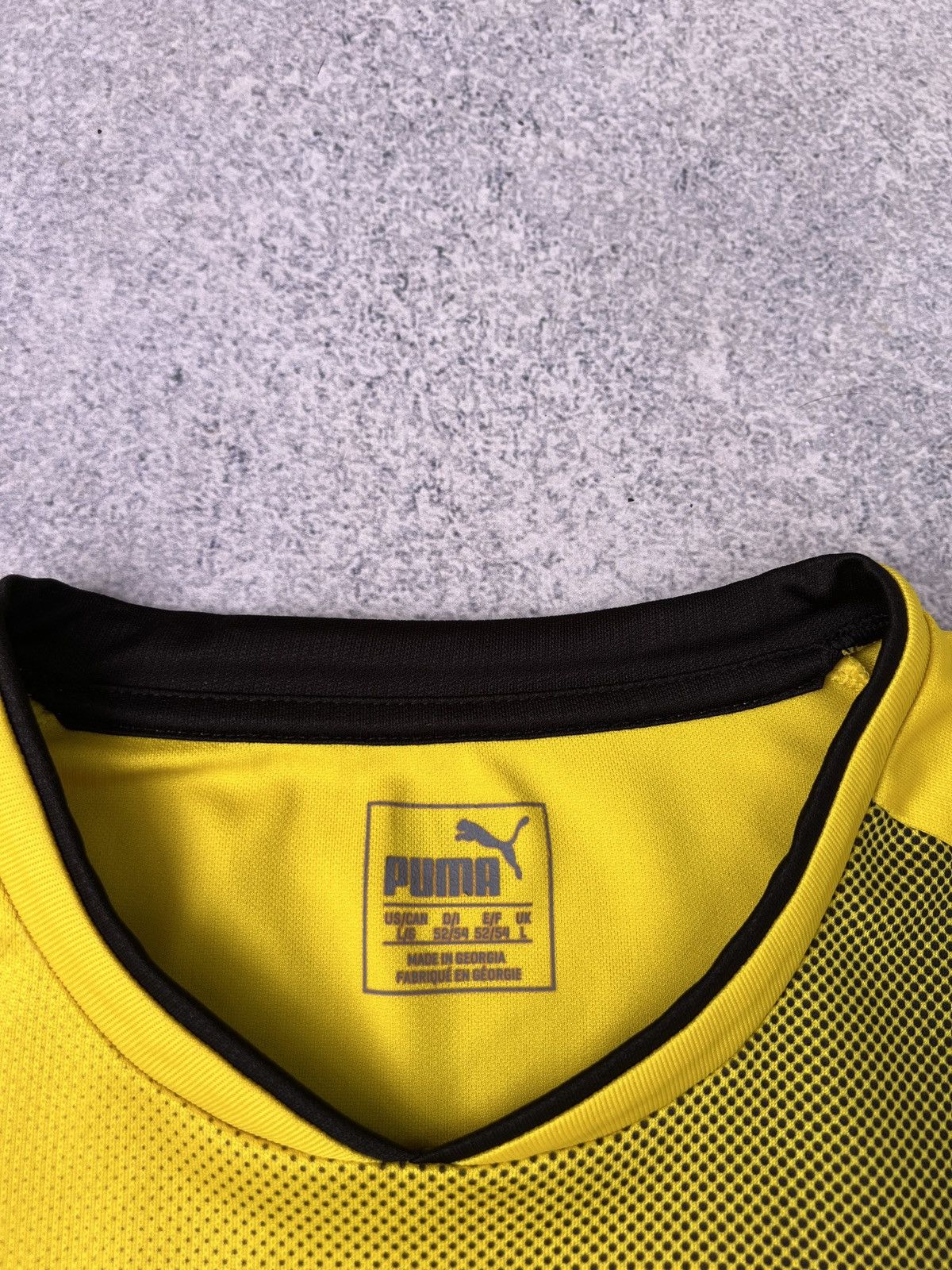 Puma × Vintage Borussia Dortmund Home Kit 17/18 Size US L / EU 52-54 / 3 - 8 Thumbnail