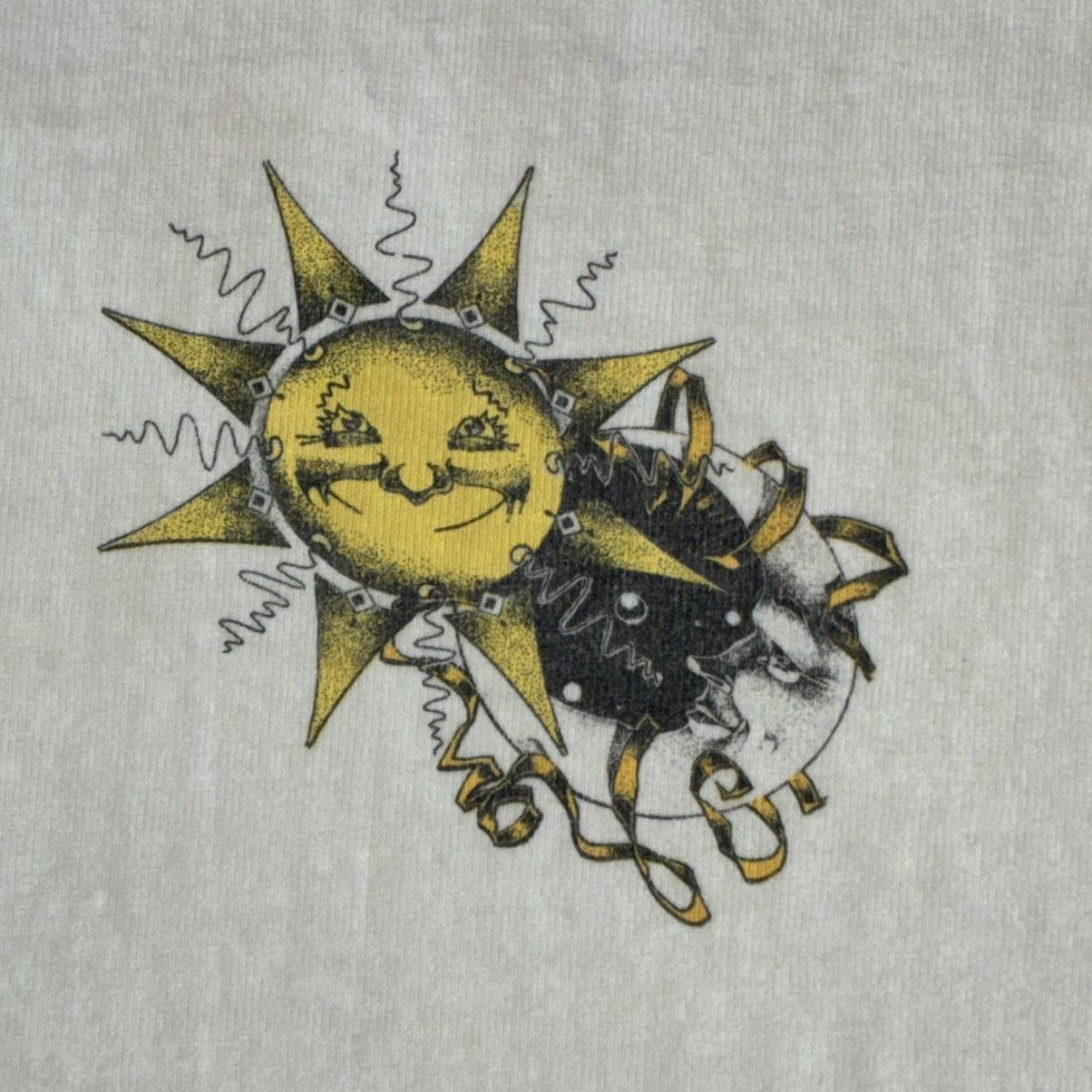 Other 90s Sun and Moon tee shirt Size US L / EU 52-54 / 3 - 4 Thumbnail
