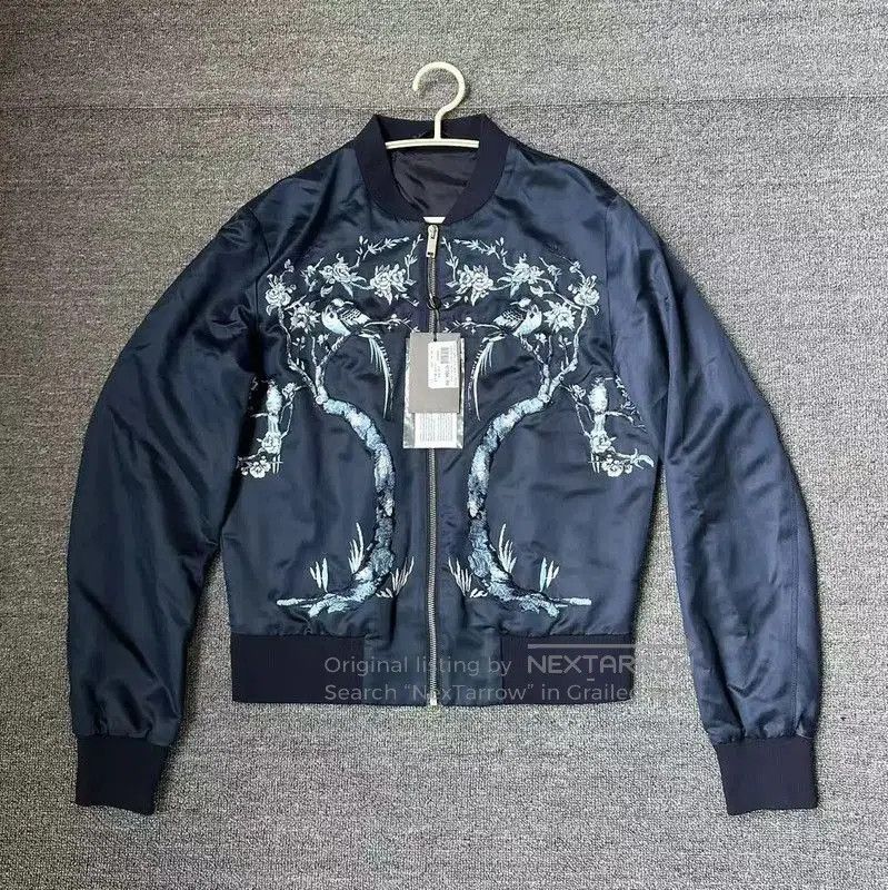 Alexander McQueen Alexander McQueen Navy Silk Bomber Jacket for Men . Size US M / EU 48-50 / 2 - 1 Thumbnail
