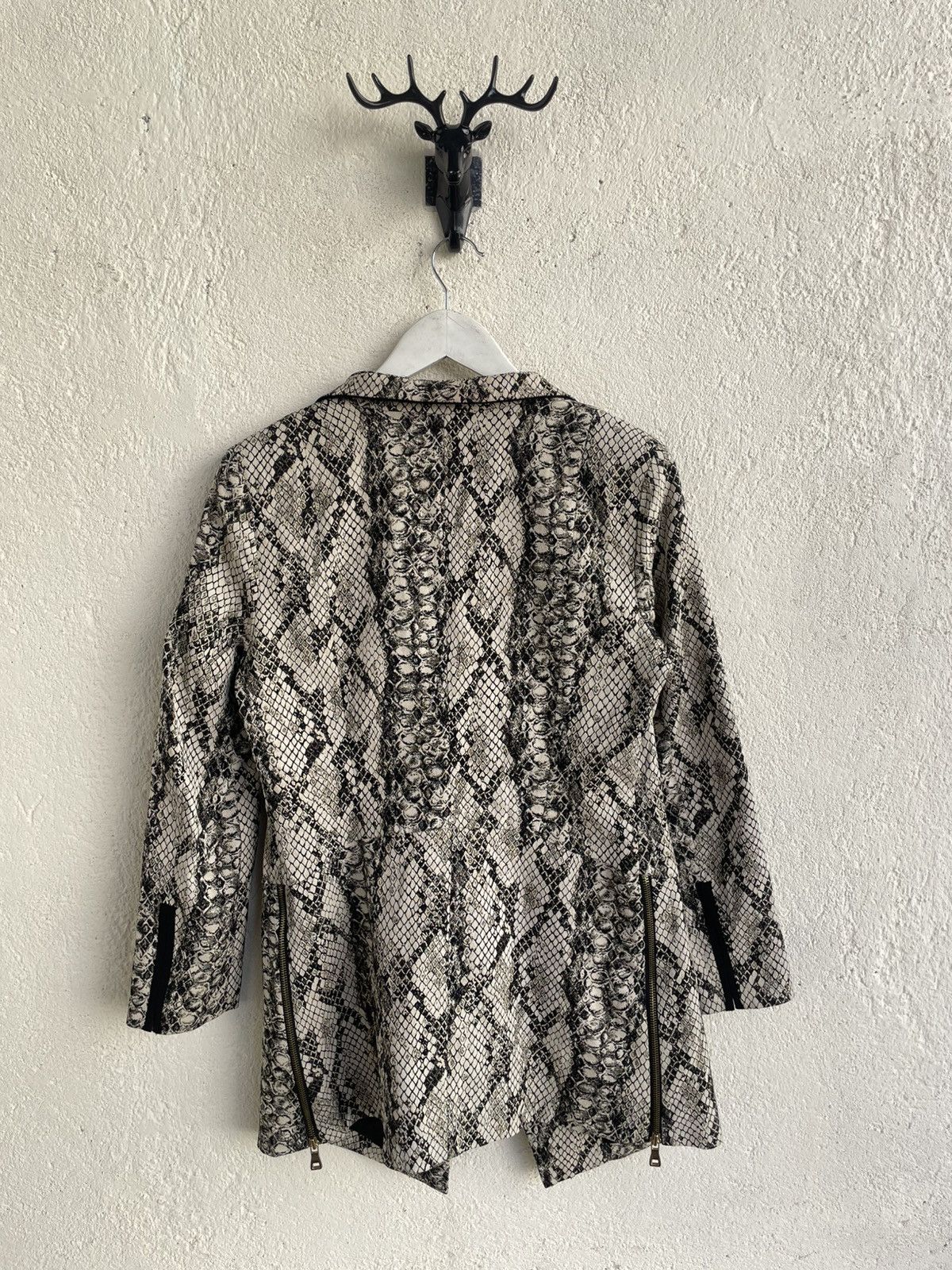 Tornado Mart 90s Vintage Snakeskin Print Tailored Blazer Ifsix LGB Y’s Size 42R - 8 Thumbnail