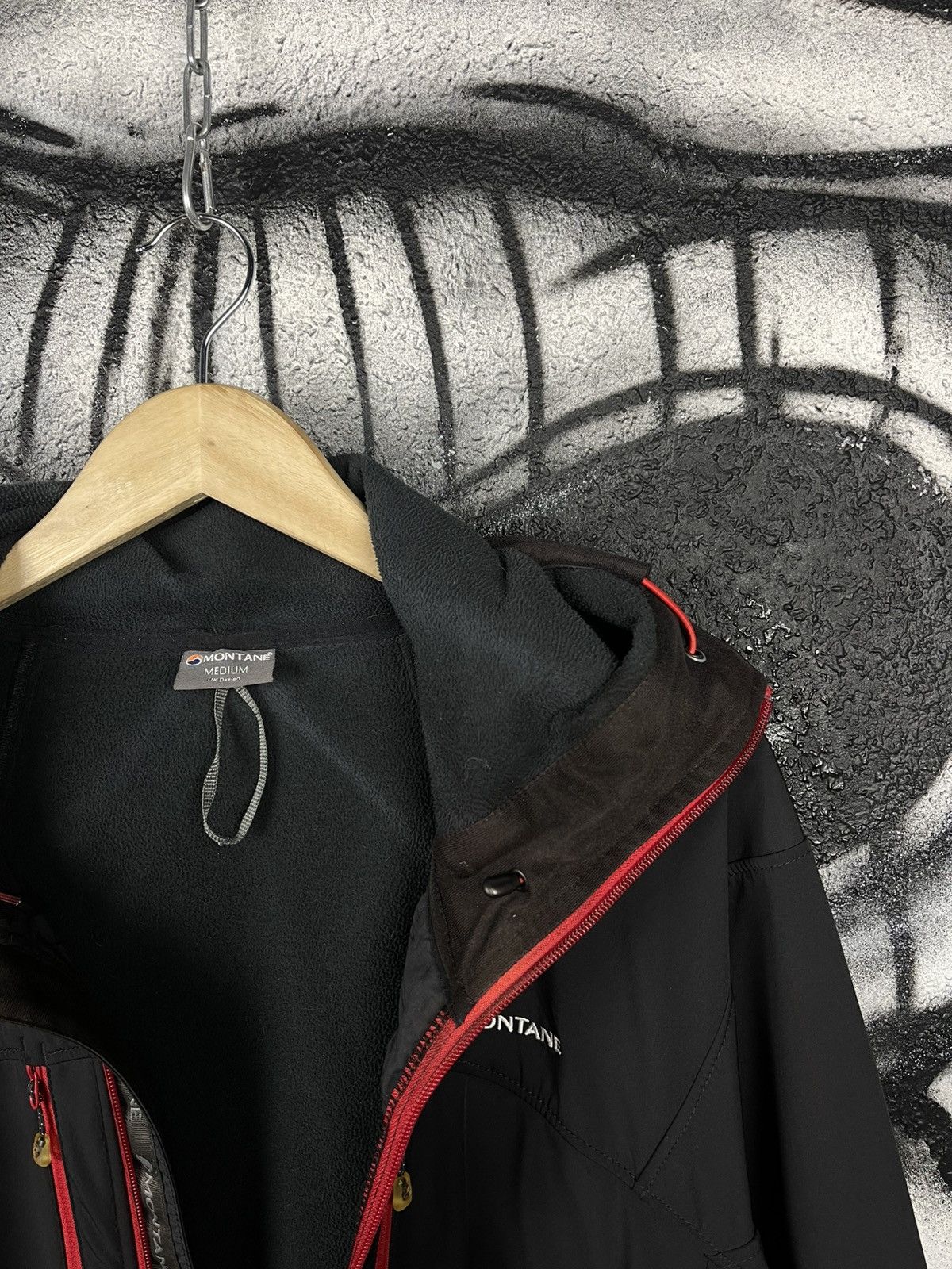 Montane Montane Dyno XT Softshell Black Hiking Jacket Men’s Size M Size US M / EU 48-50 / 2 - 15 Thumbnail