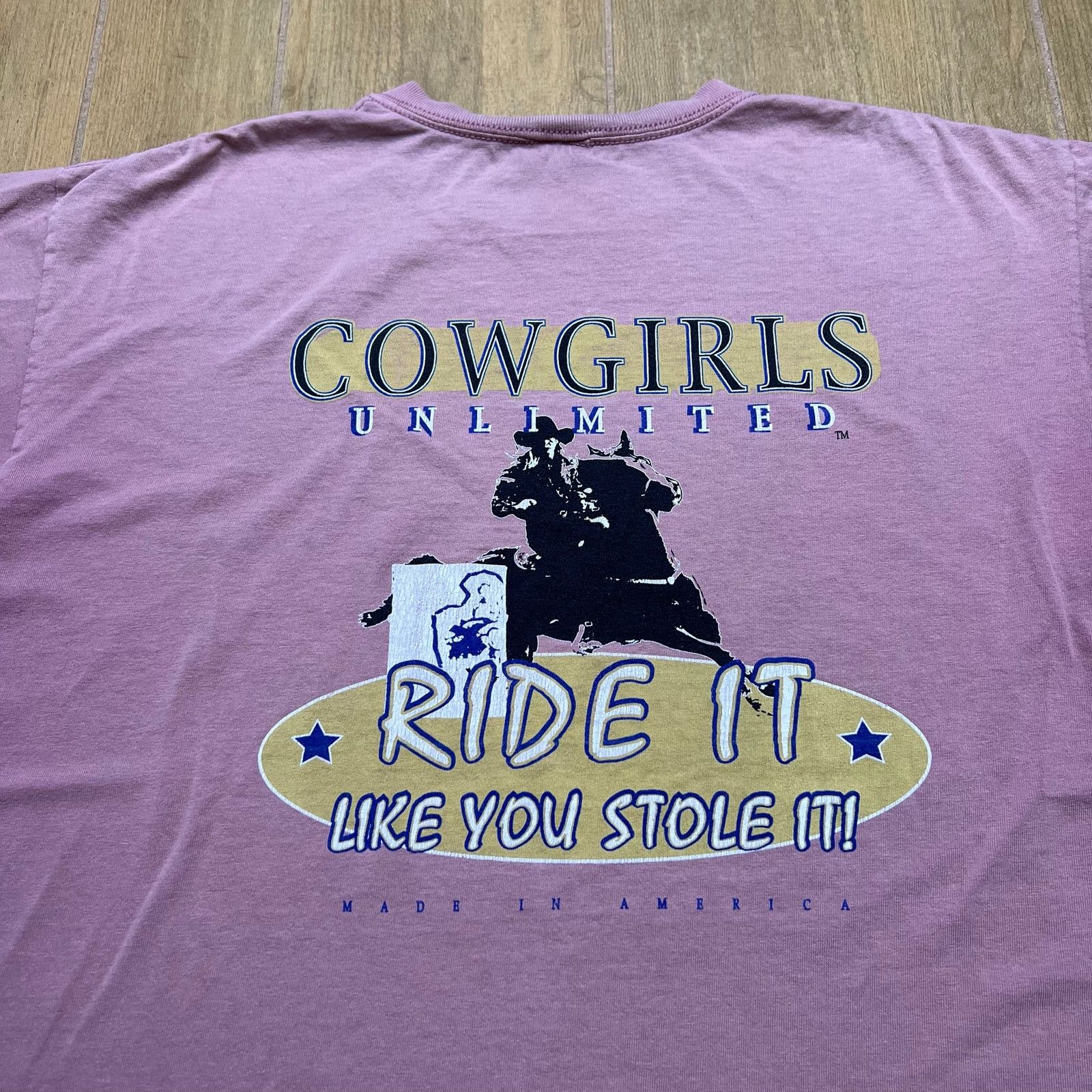 Anvil Vintage Cowgirls T Shirt Sz Large Ride It Like You Stole It Size US L / EU 52-54 / 3 - 8 Thumbnail
