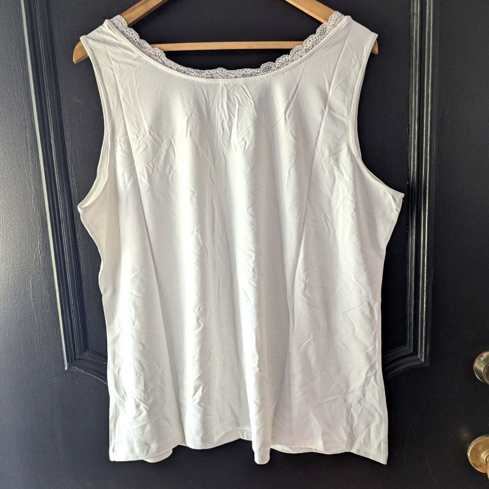 Vintage Susan Graver Essentials Camisole Tank Top Womens 2X Lace Trim V-Neck White Plus Size Tank Top Womens 2X Size XXL / US 16-18 / IT 52-54 - 3 Thumbnail