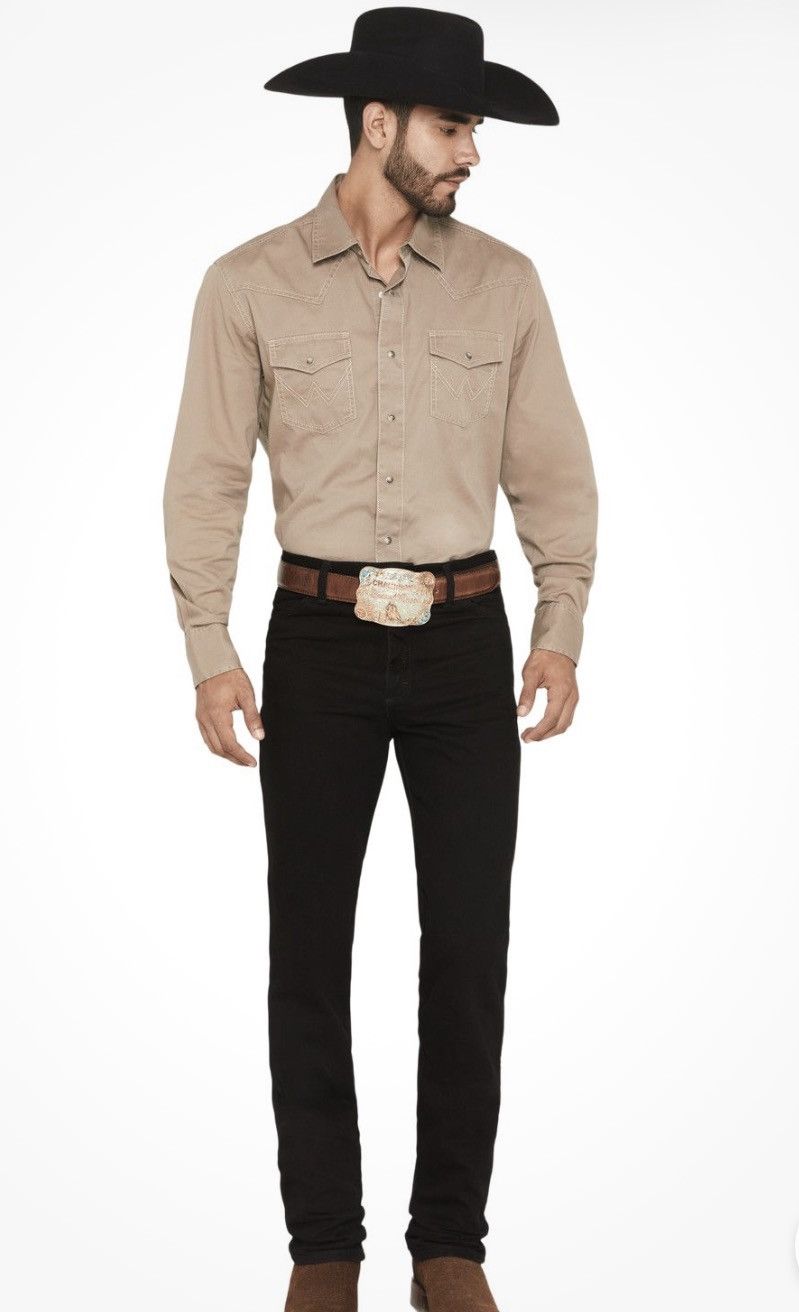 Wrangler New Wrangler Black Slim Fit Silver Edition 30x32 Jeans Denim Size US 30 / EU 46 - 1 Thumbnail