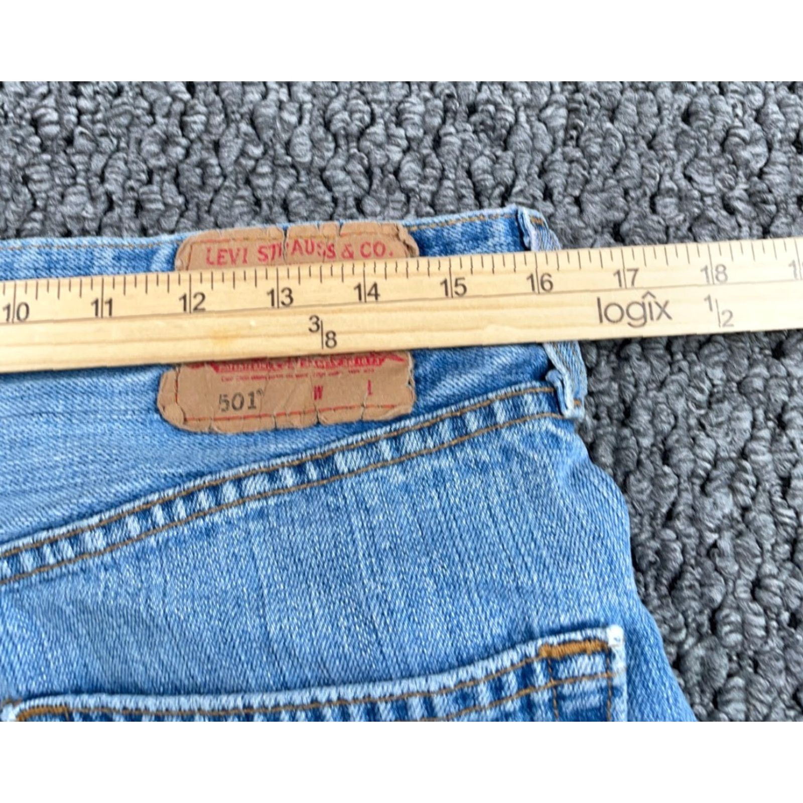 Levi's VINTAGE Levi's 501 XX Jeans Men's 32 x 31 Blue Denim Button Fly 2003 90s Classic Straight Jeans Mens Size US 32 / EU 48 - 5 Thumbnail
