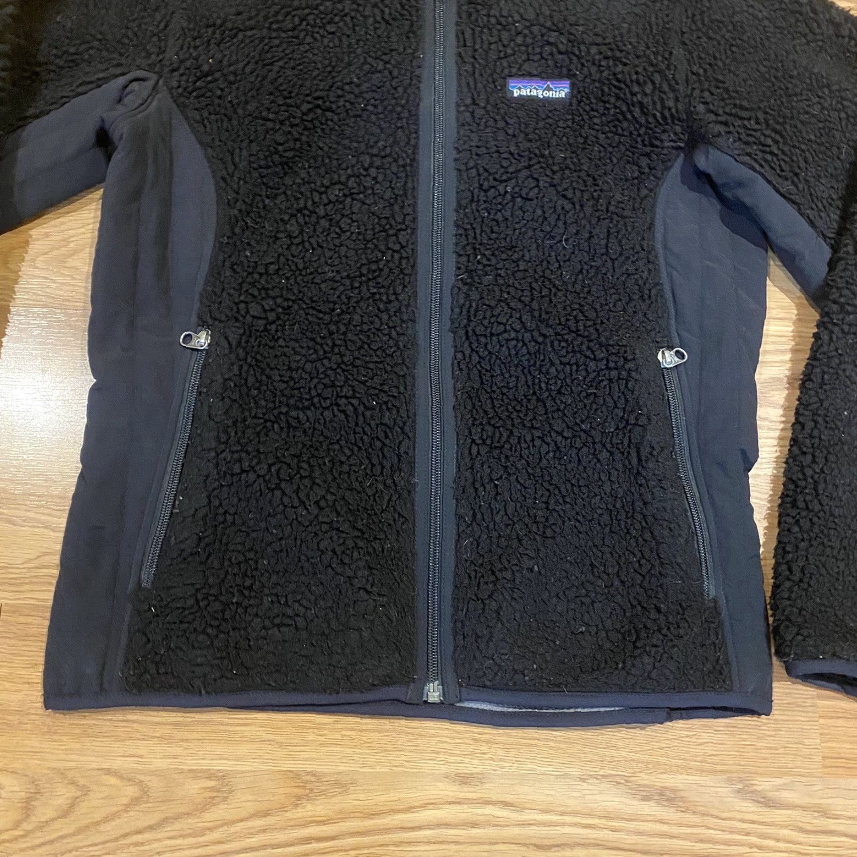 Patagonia Patagonia Jacket Black Synchilla Retro-X Deep Pile Fleece Full Zip Womens Medium Size M / US 6-8 / IT 42-44 - 3 Thumbnail