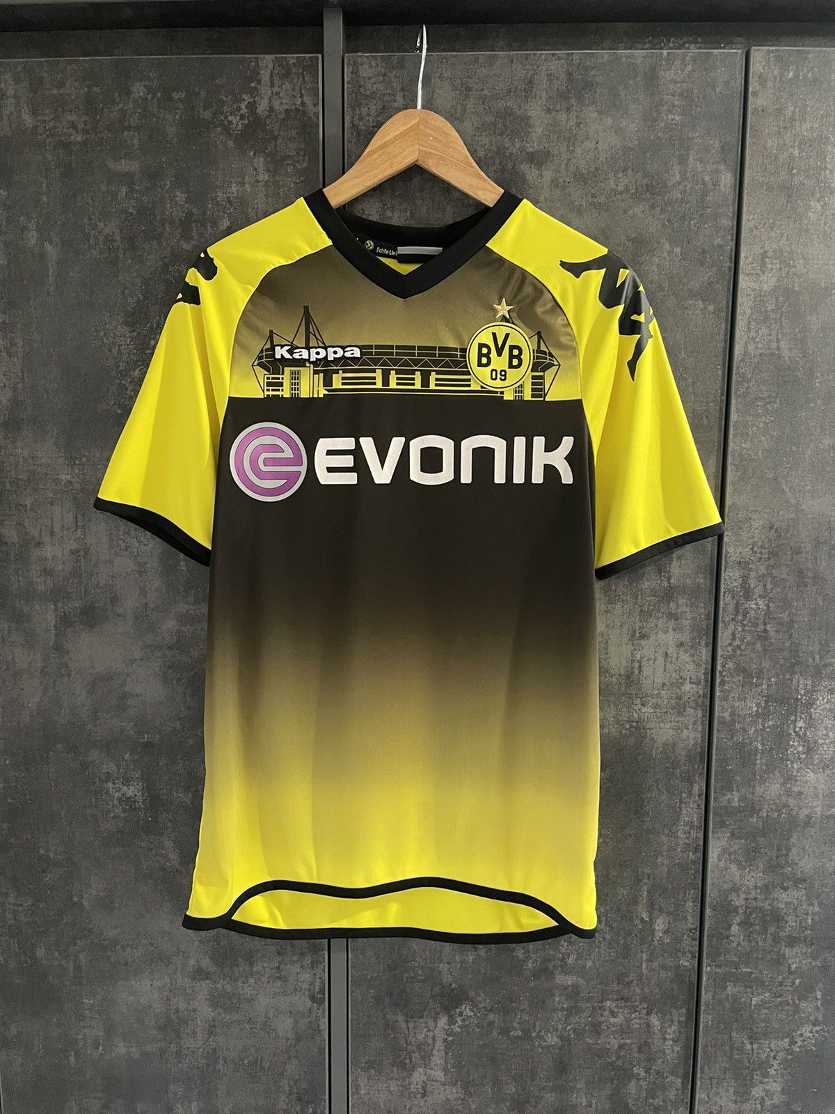Kappa × Vintage Very Rare 2011 Kappa Borussia Dortmund Special Soccer Jersey Size US M / EU 48-50 / 2 - 3 Thumbnail
