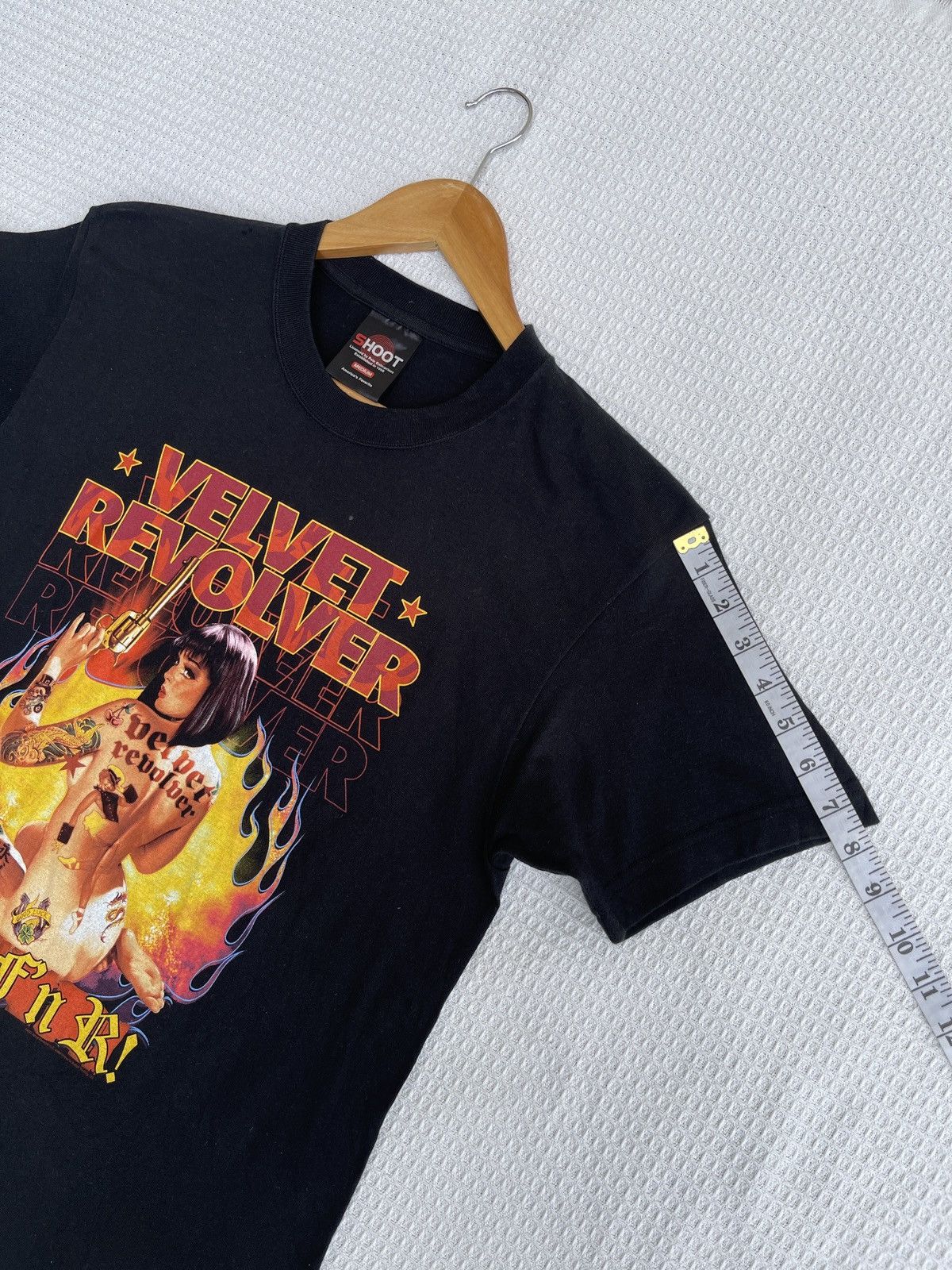 Band Tees Rare🔥Vintage y2k VELVET REVOLVER Sexy Girl T Shirt Size US M / EU 48-50 / 2 - 9 Thumbnail